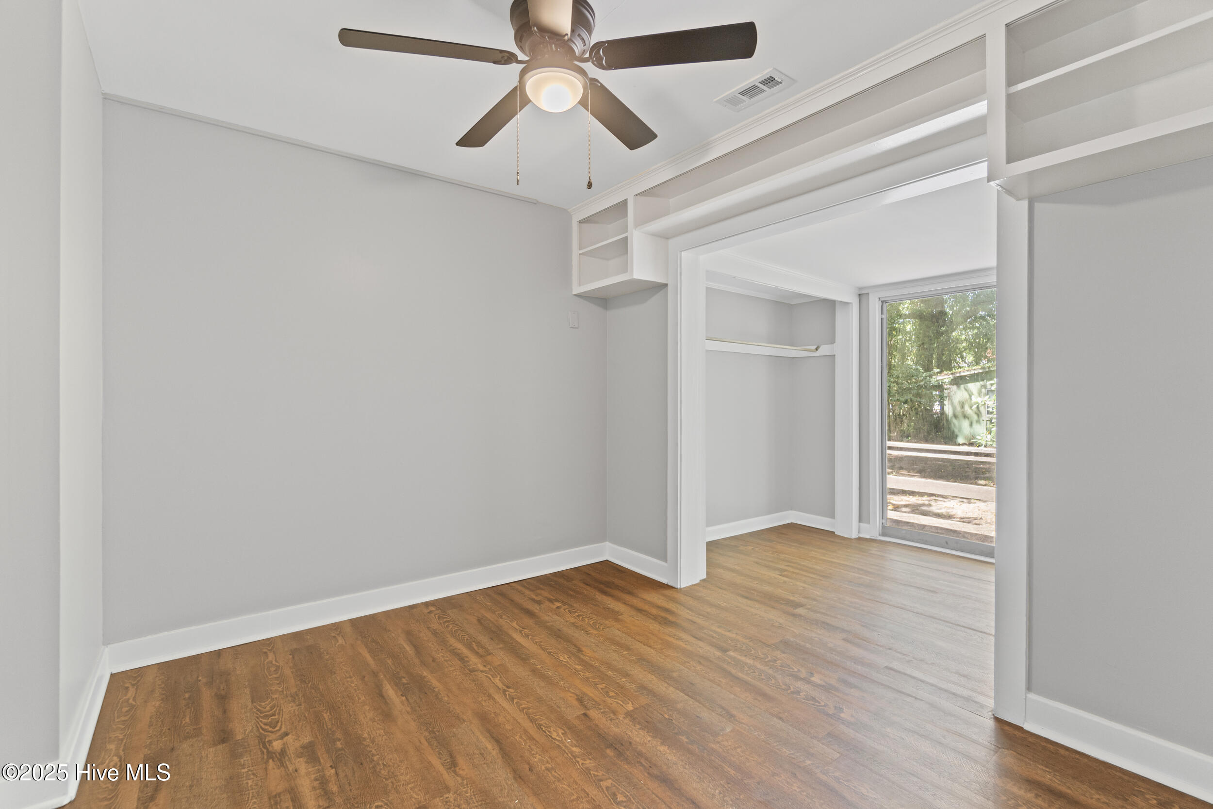 1111 W Williams Circle Property Photo 6