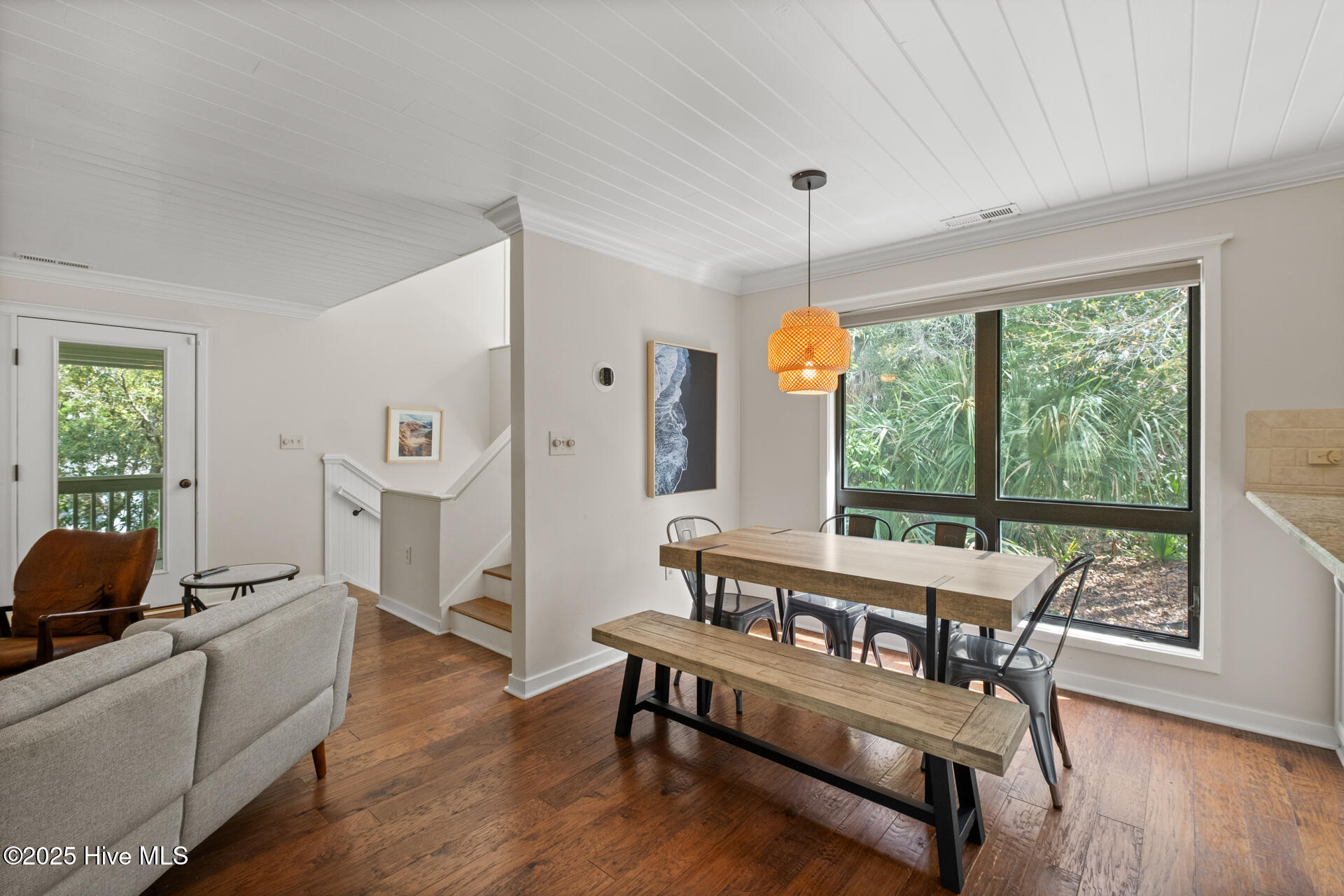 8 Racerunner Court Property Photo 8