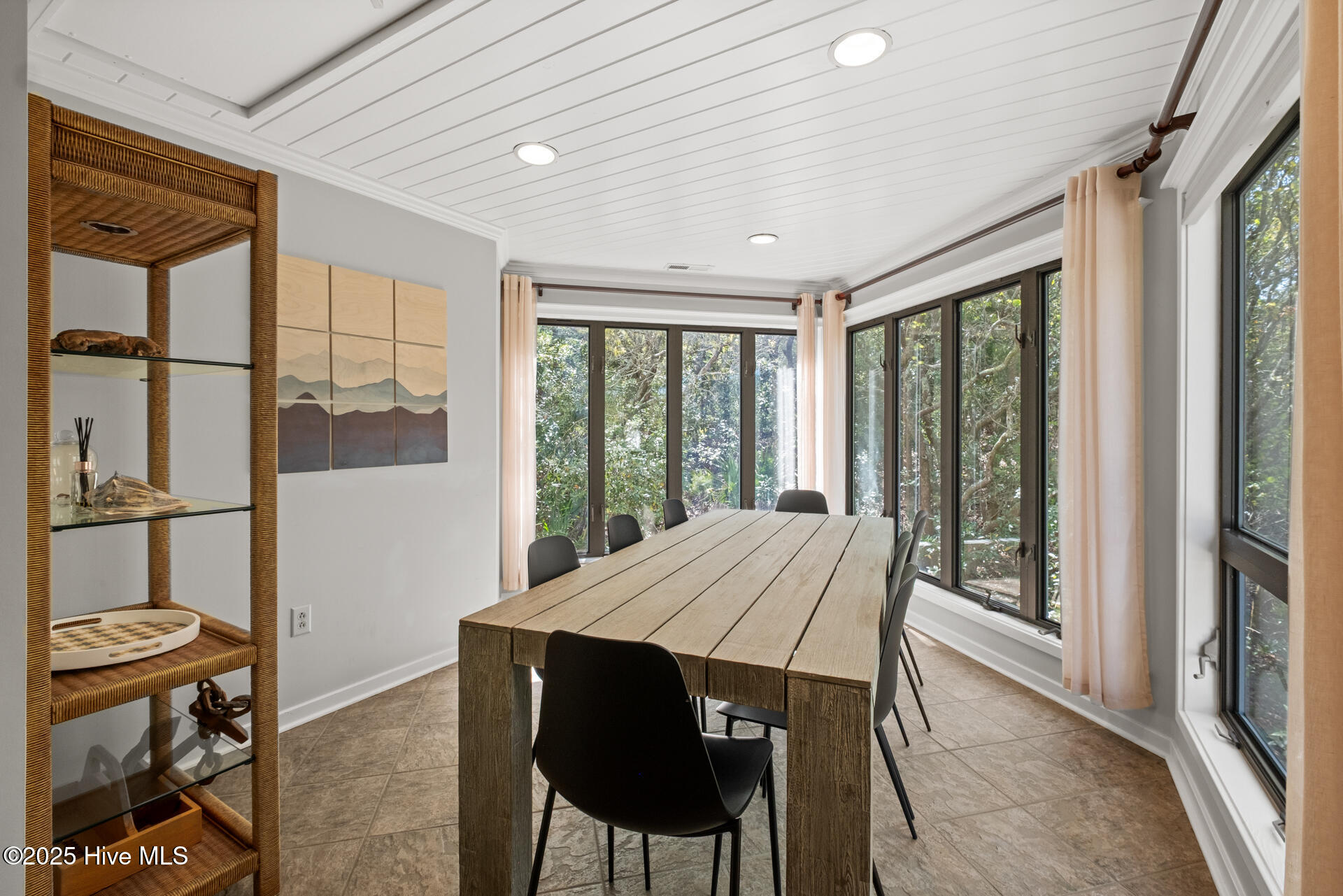 8 Racerunner Court Property Photo 13