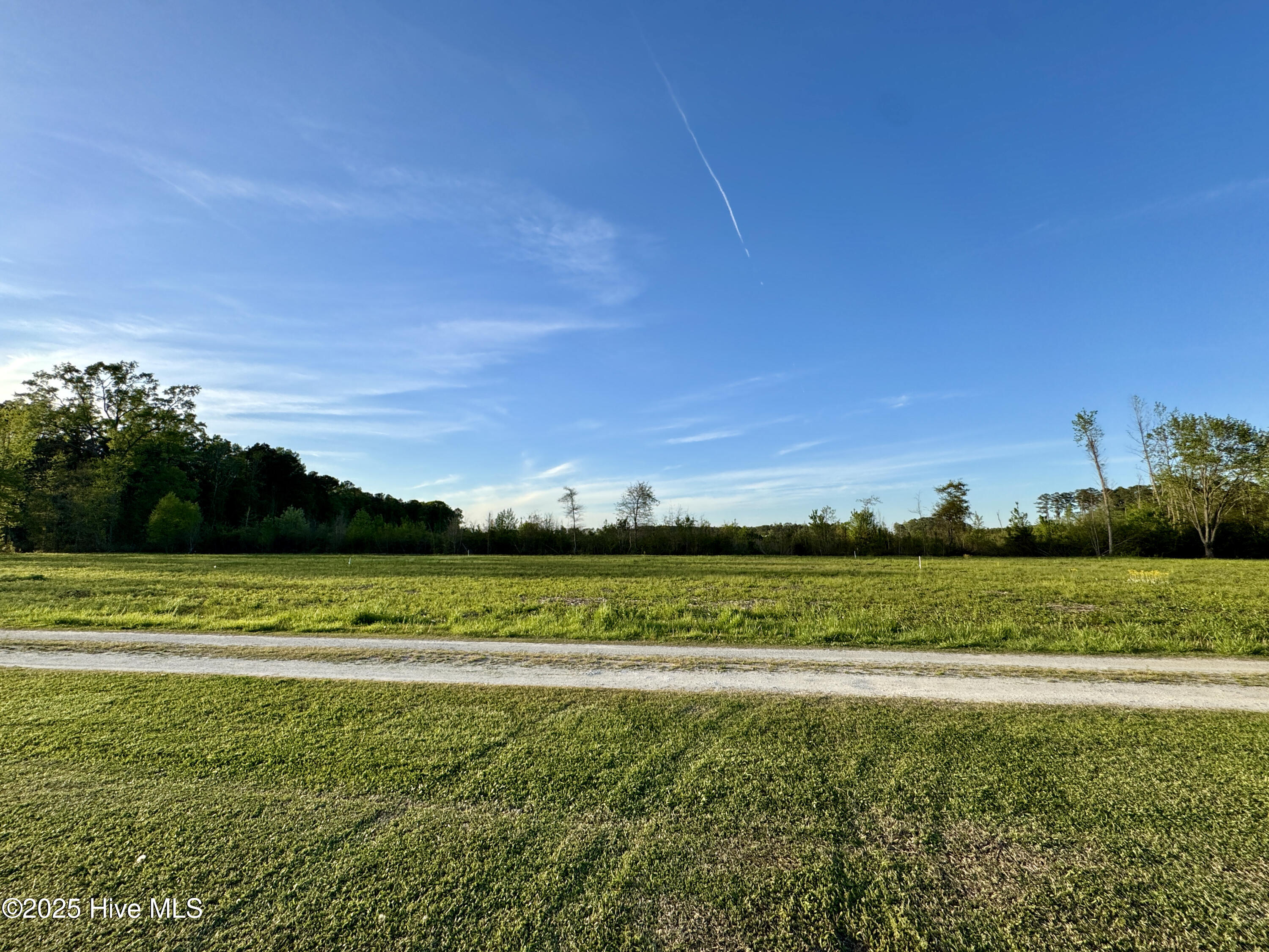 206 Meadowbrook Lane Property Photo 12