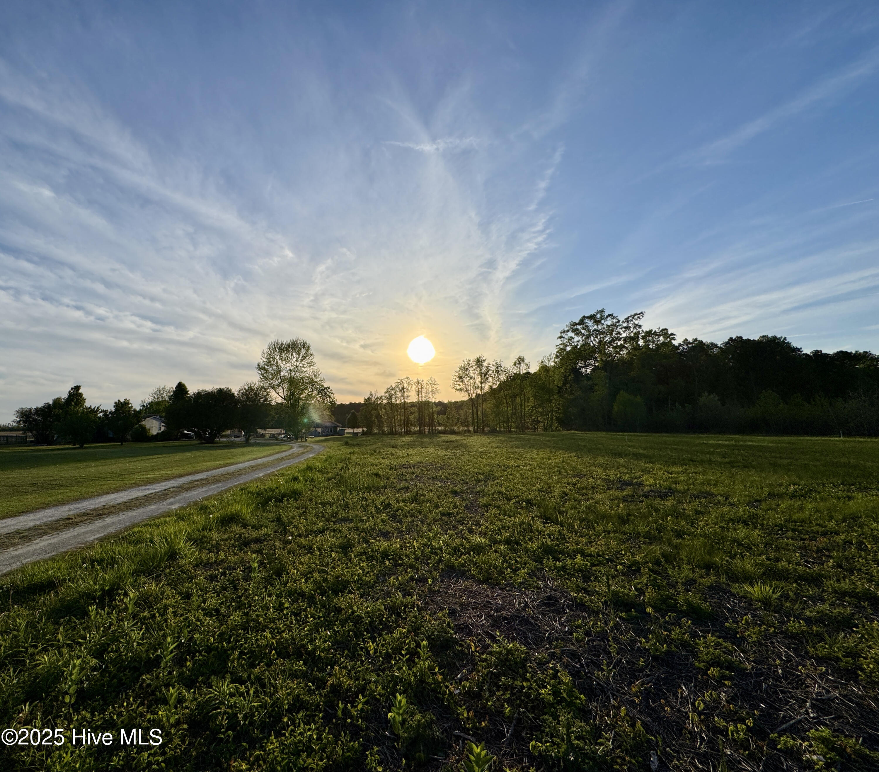 206 Meadowbrook Lane Property Photo 13