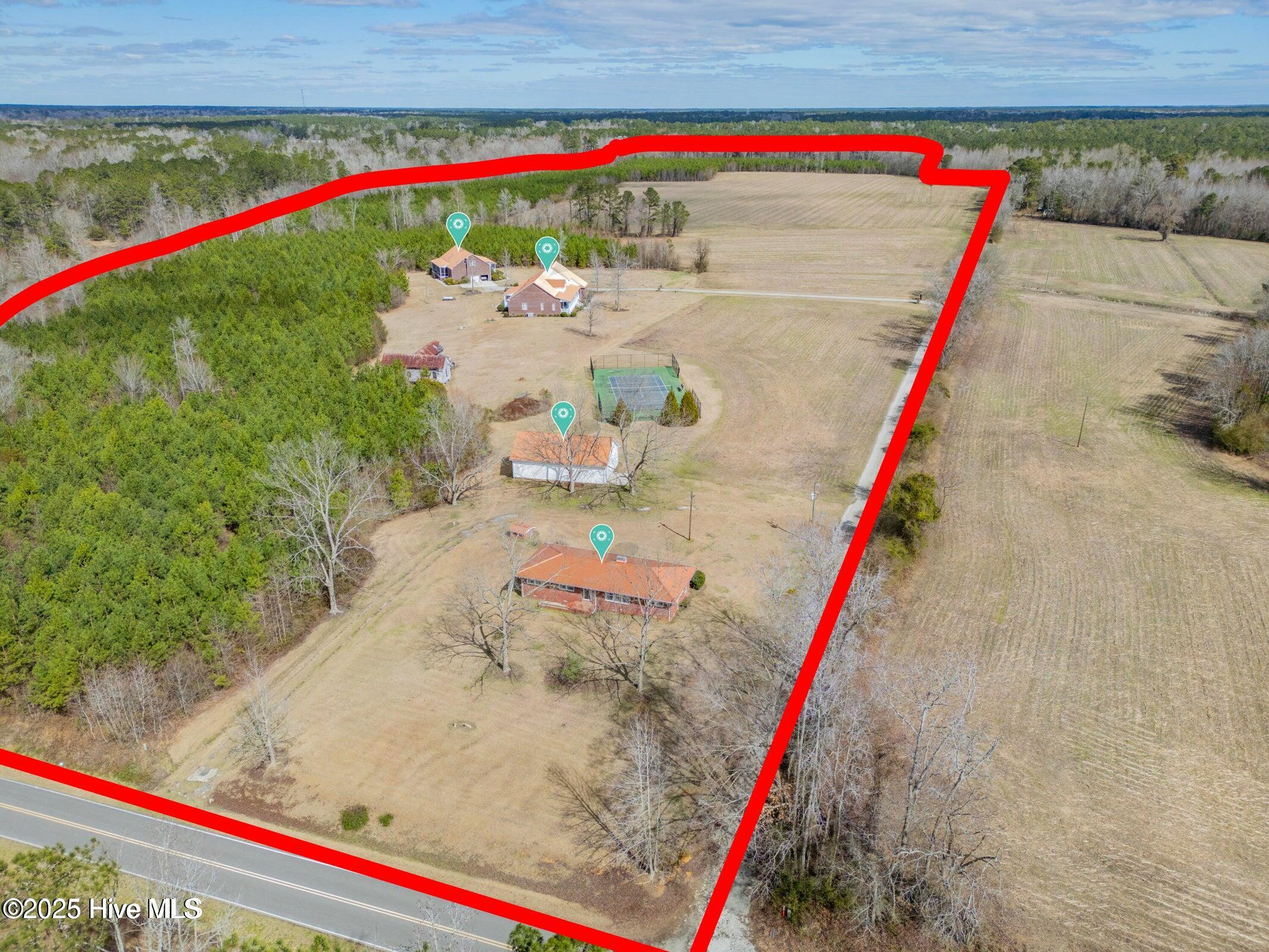 5350 Slocum Trail Property Photo 3