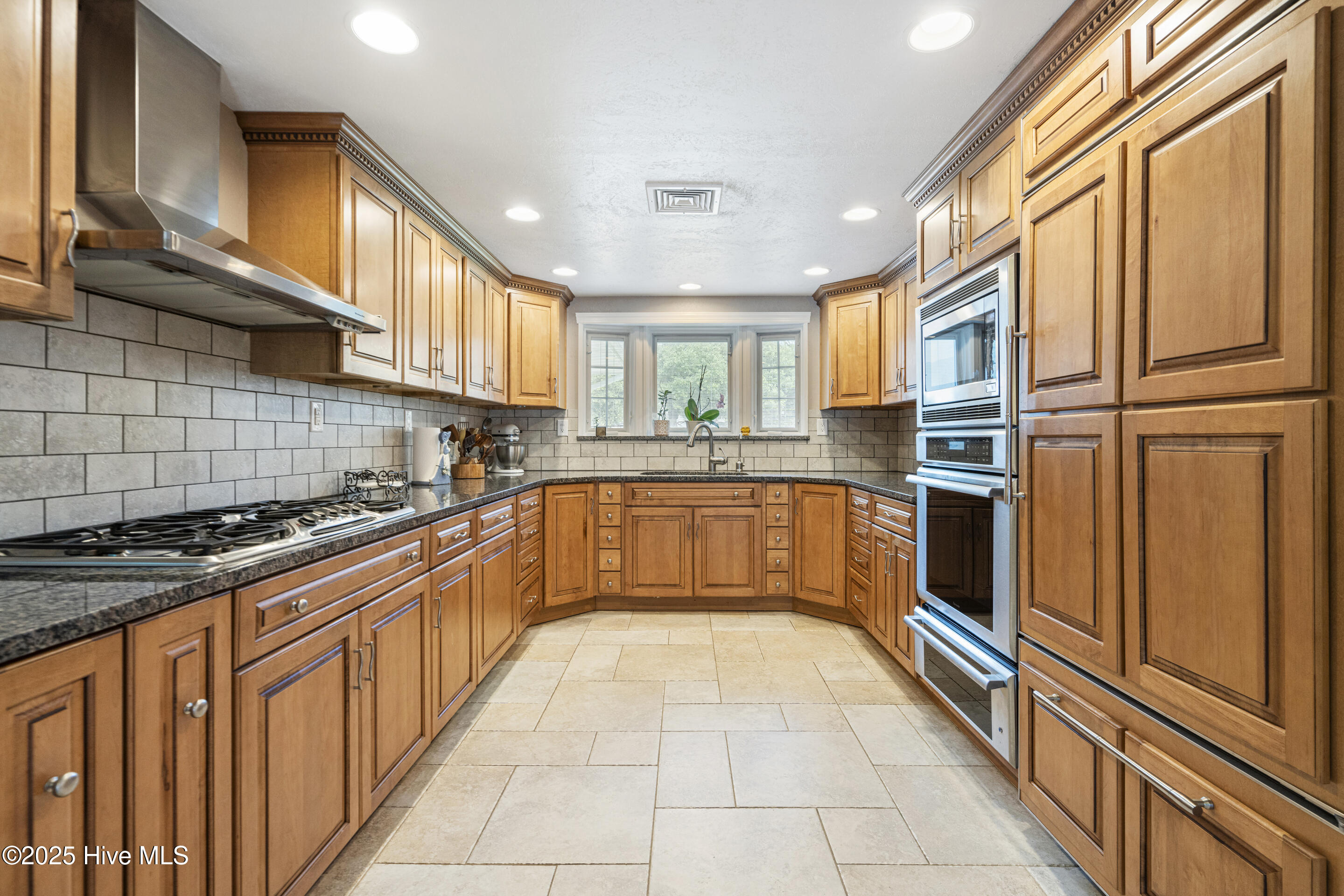 147 Pine Needle Drive Property Photo 16