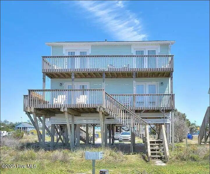 4327 E Beach Drive Property Photo 1