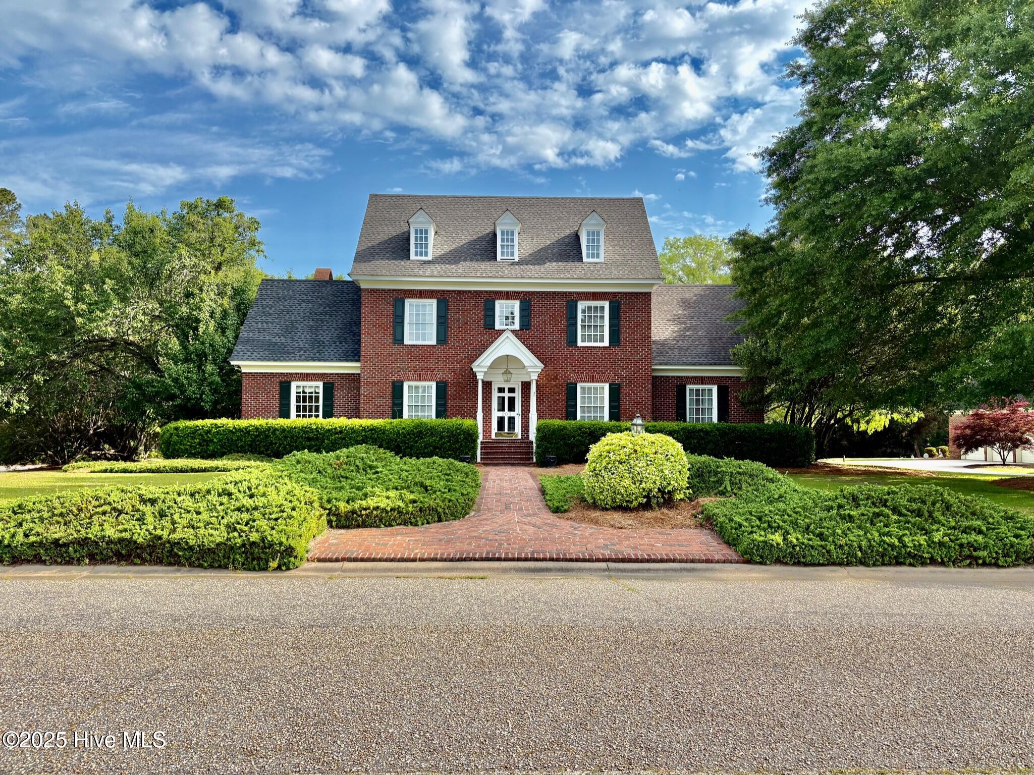 203 Summit Drive Property Photo