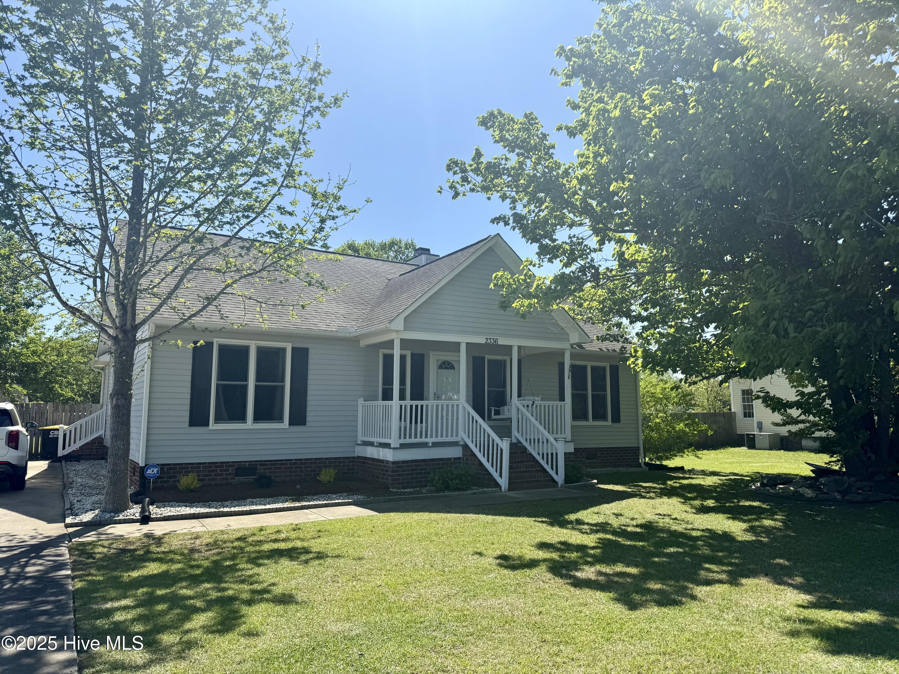 2336 Ivy Road Property Photo