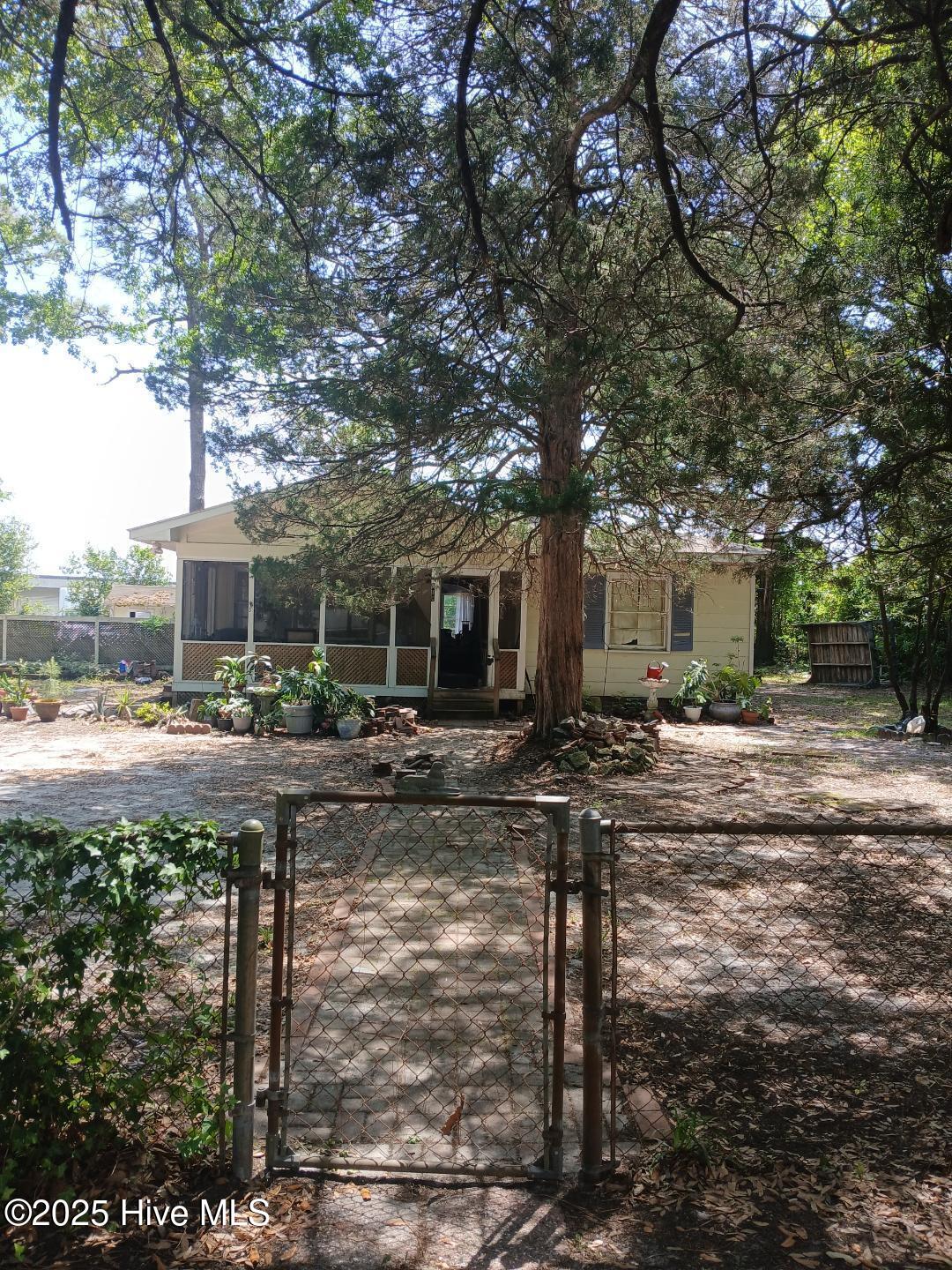 510 Holbrooke Avenue Property Photo