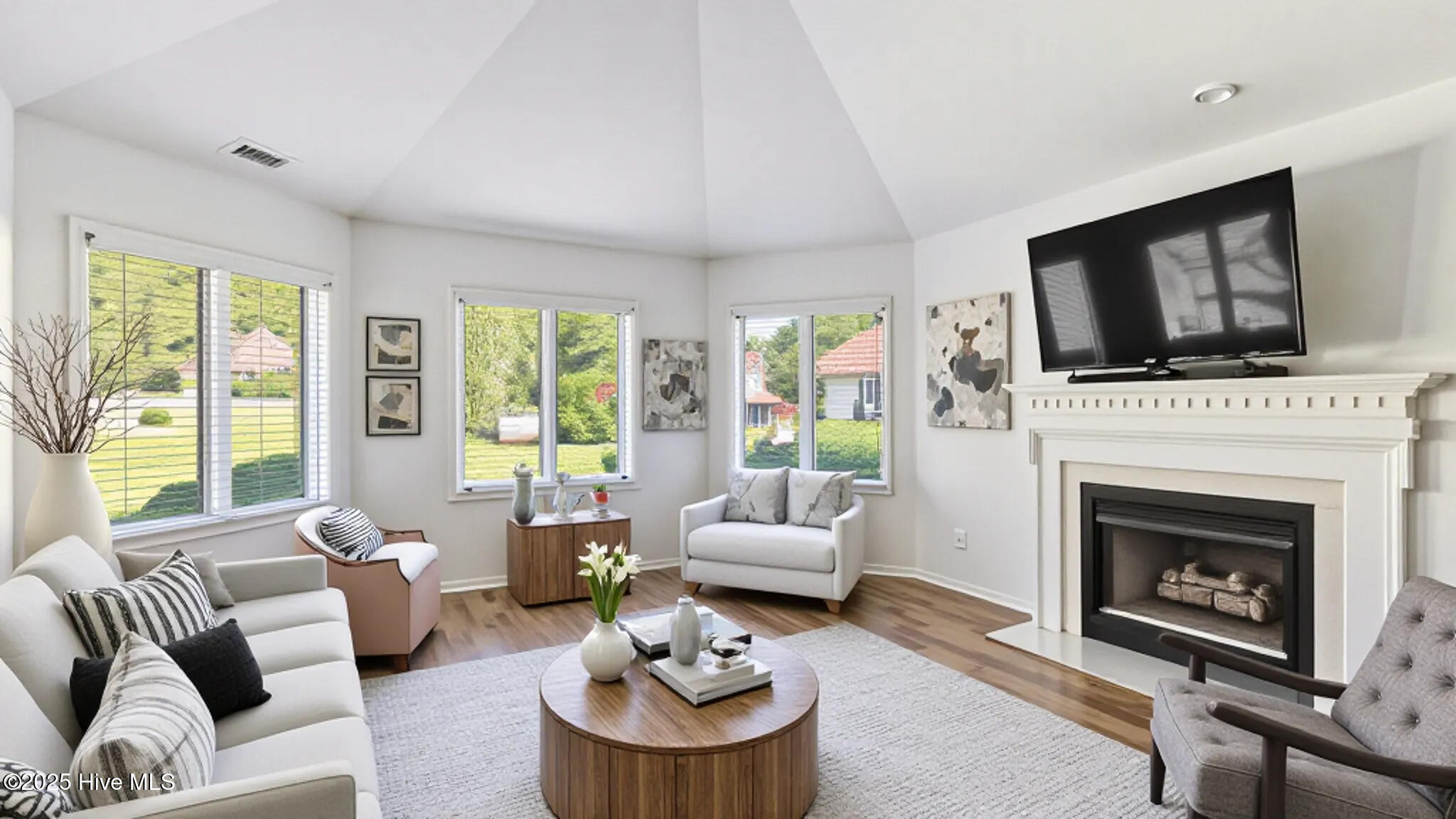 107 Pinnacle Court Property Photo 1