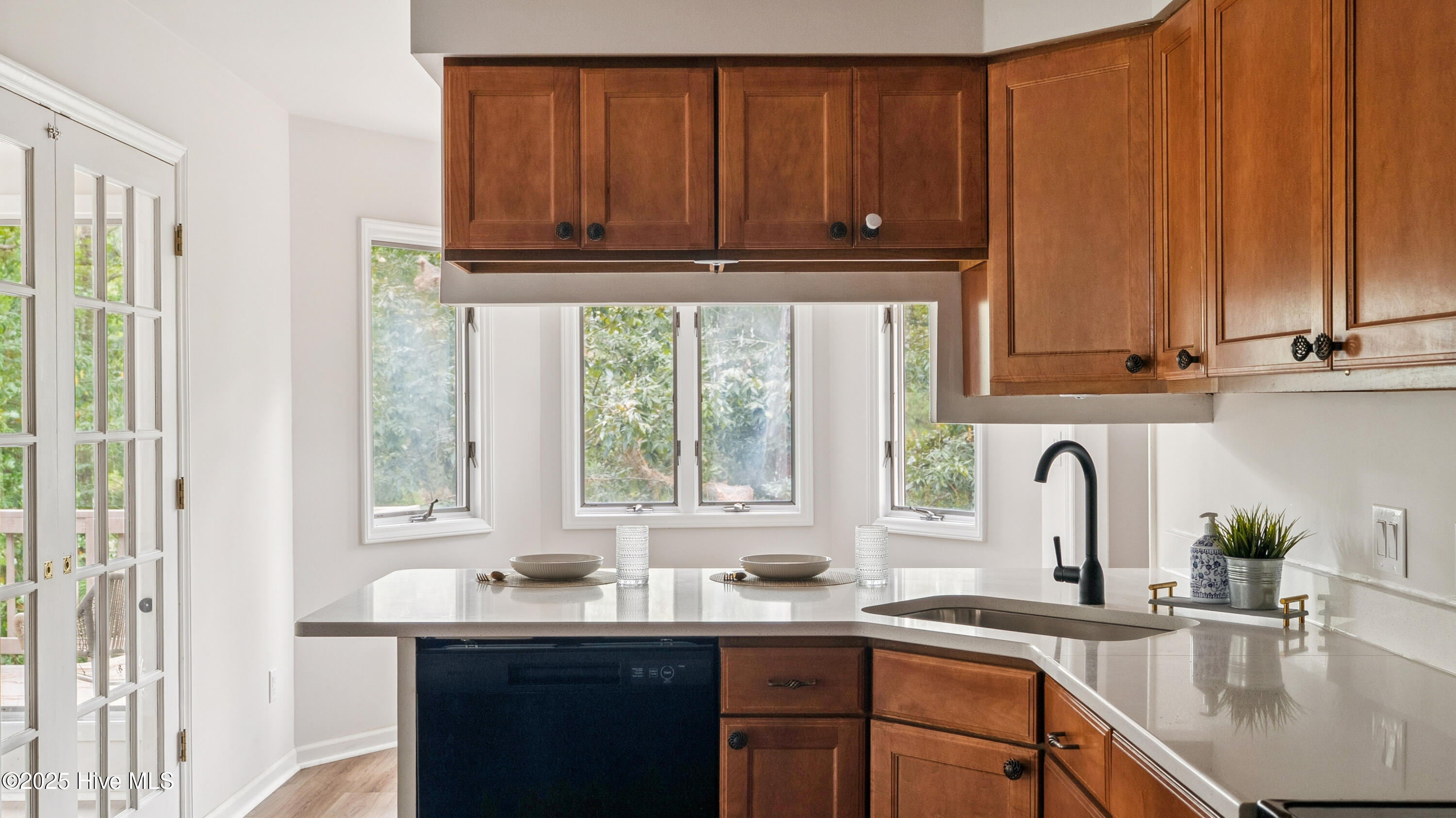 107 Pinnacle Court Property Photo 8