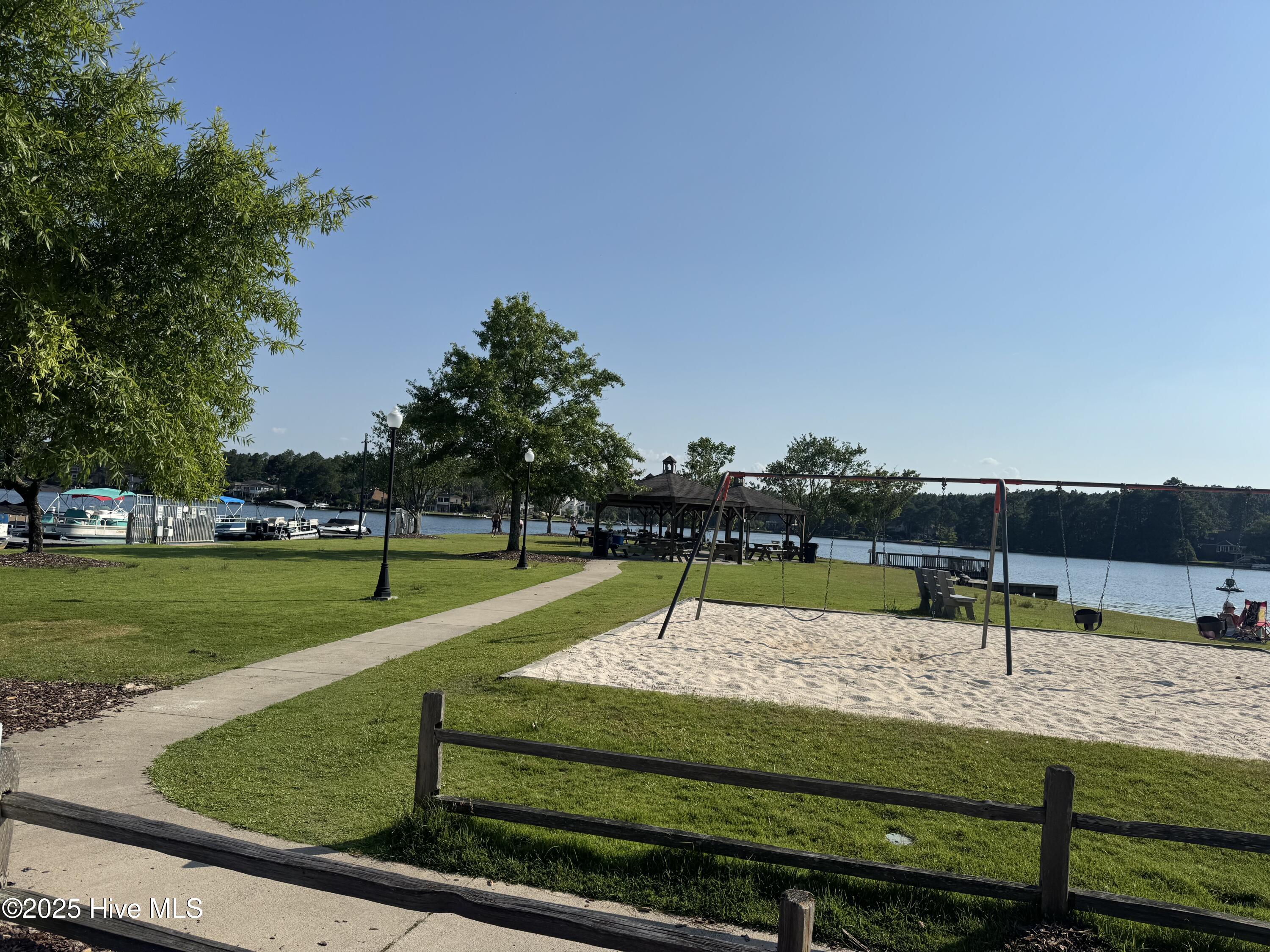 107 Pinnacle Court Property Photo 29