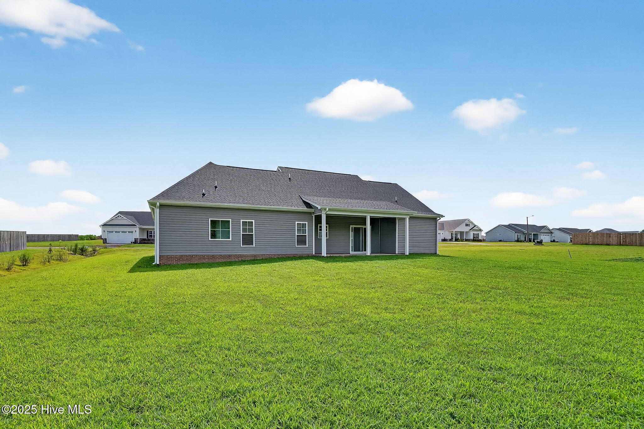 203 Fynloch Chase Drive Property Photo 35