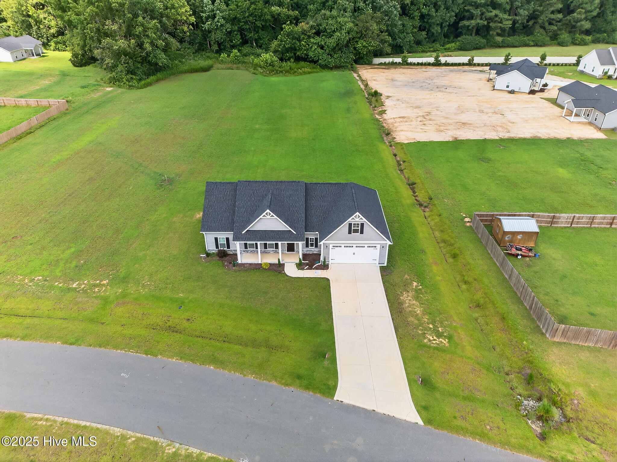203 Fynloch Chase Drive Property Photo 36