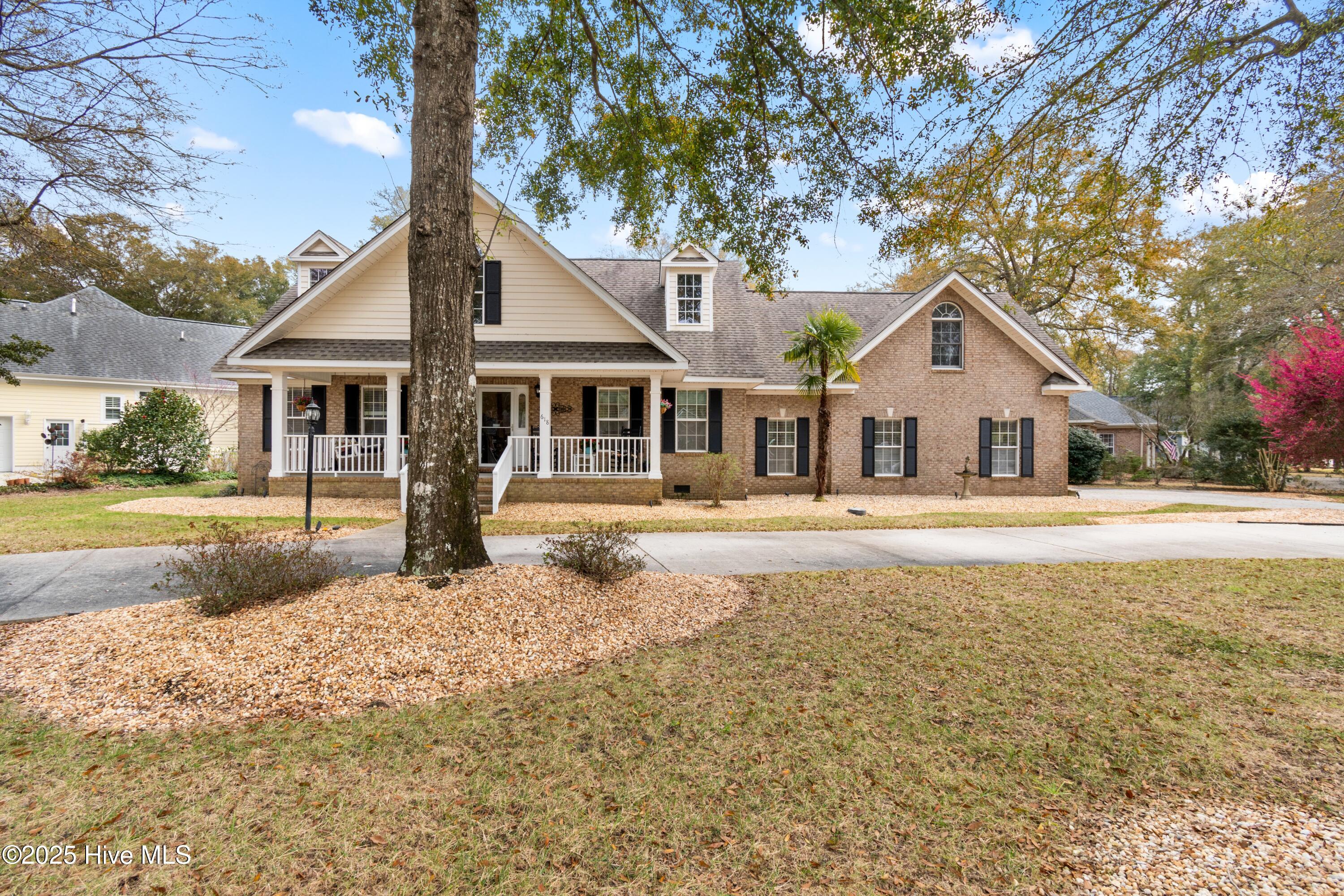 618 Oyster Bay Drive Property Photo
