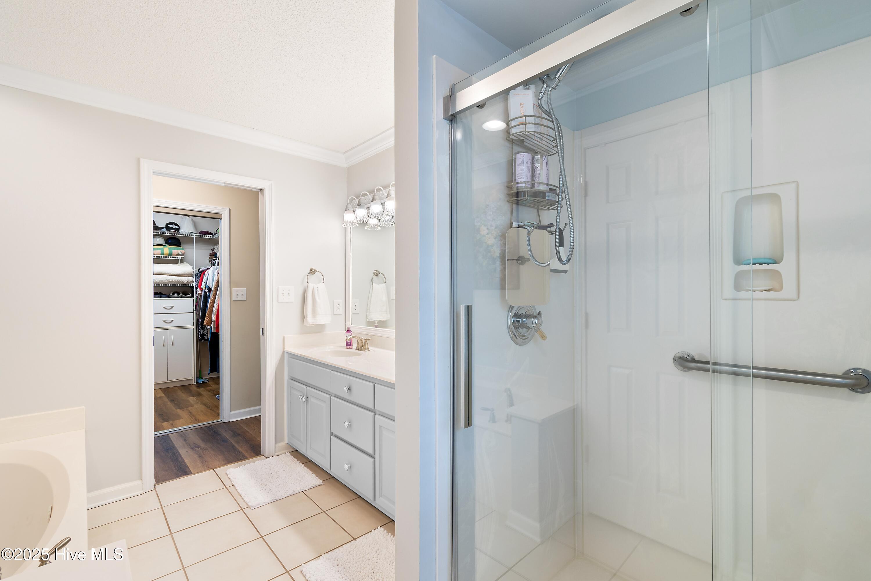 618 Oyster Bay Drive Property Photo 23