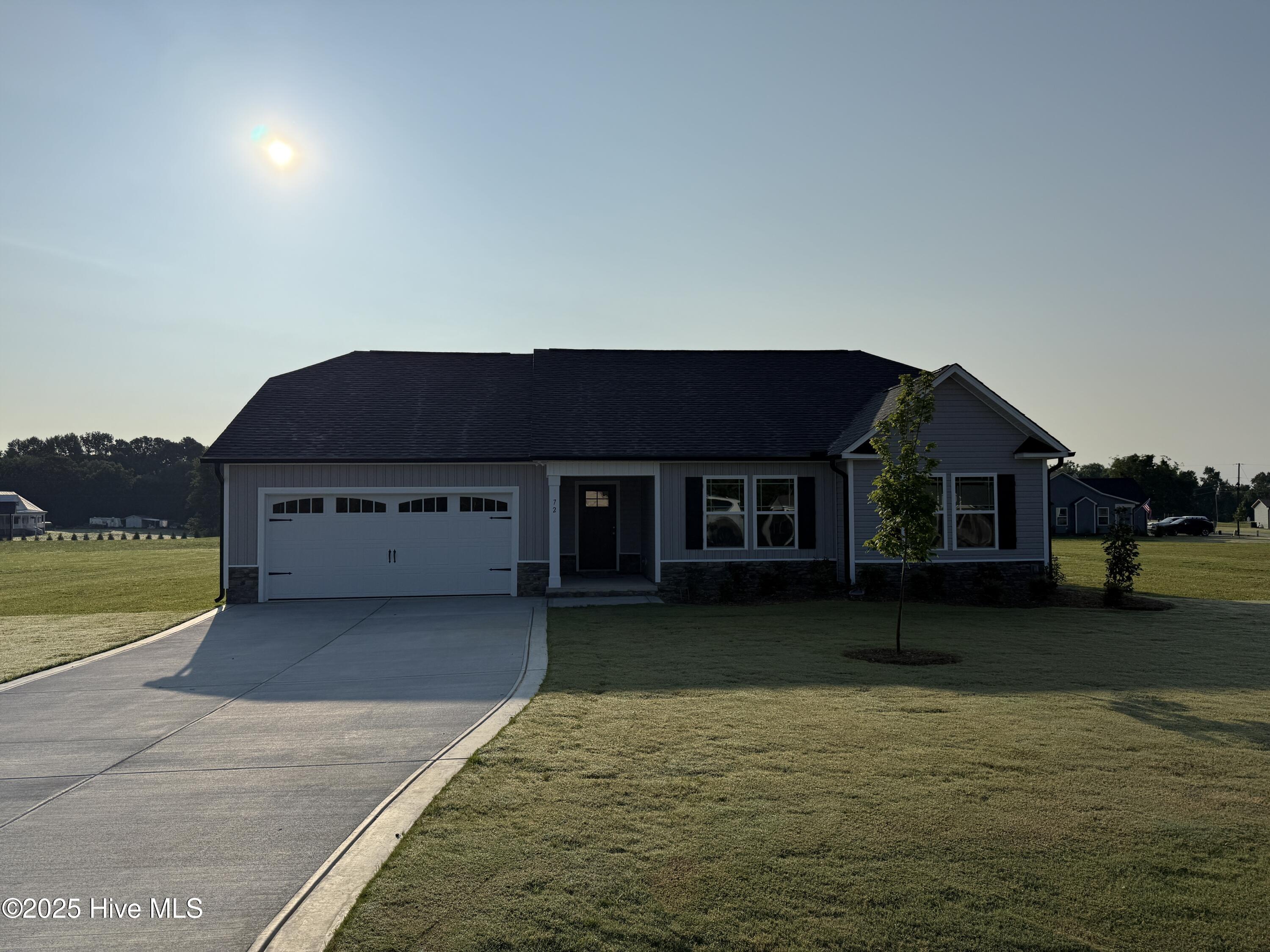 72 Ruskin Drive Property Photo 1