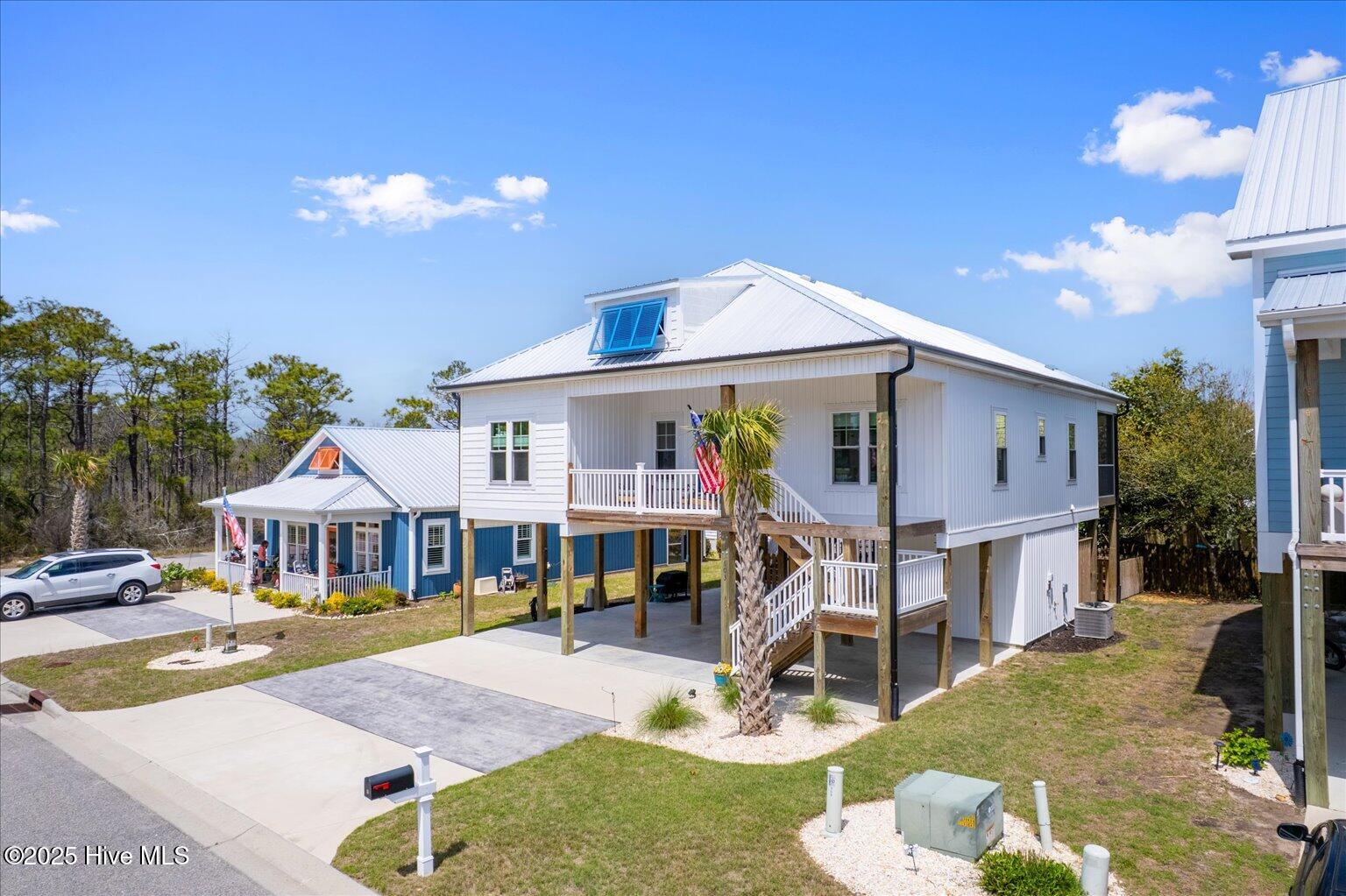 103 Island Palms Drive Property Photo 1
