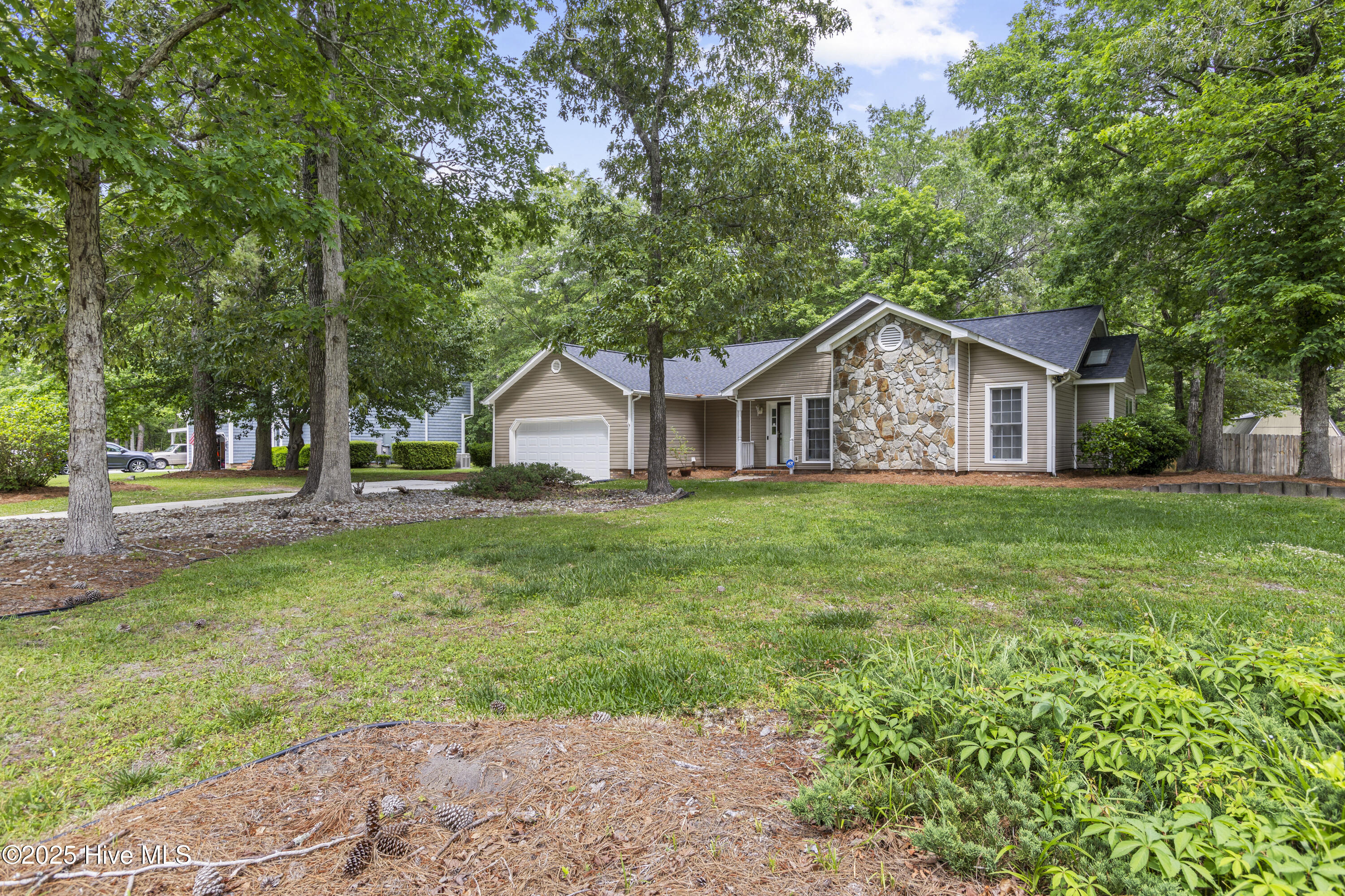 439 Candlewood Drive Property Photo 2
