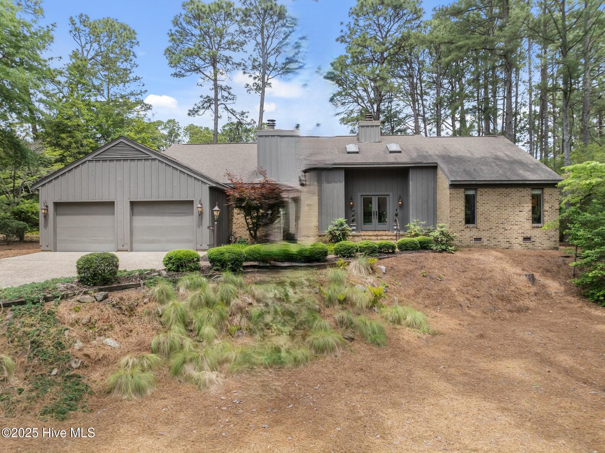 14 Thunderbird Circle Property Photo