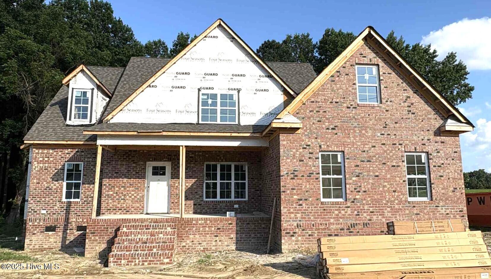 1589 S Old Carriage Road