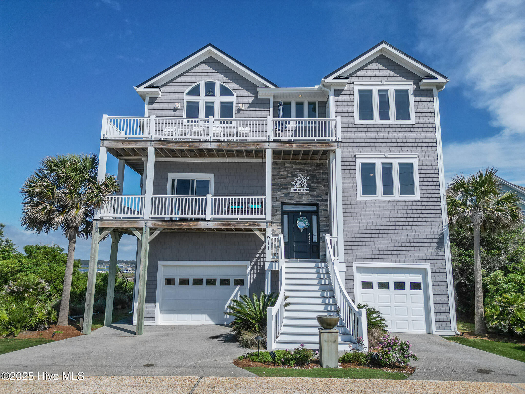 611 New River Inlet Road Property Photo