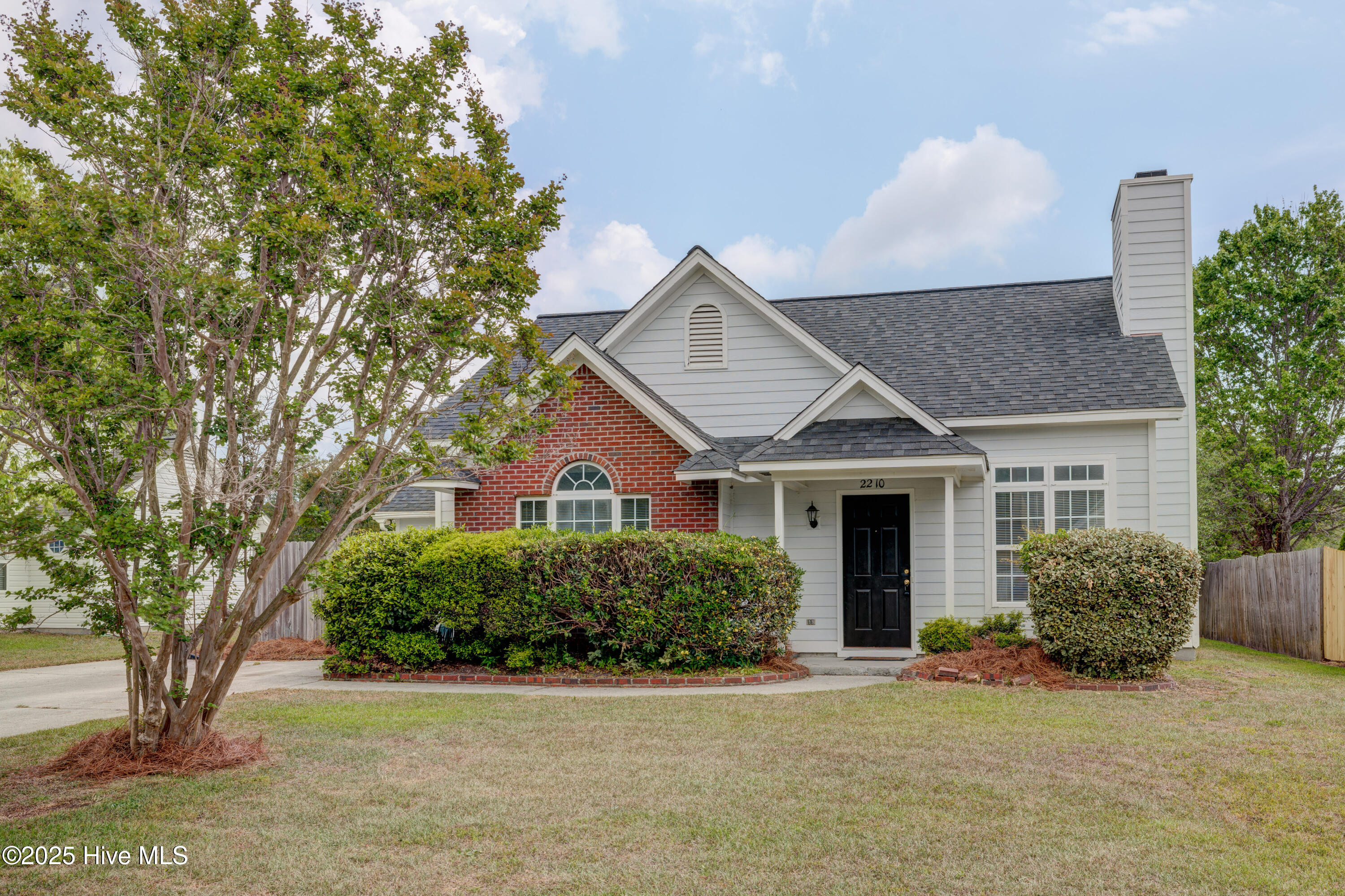 2210 Splitbrook Court Property Photo