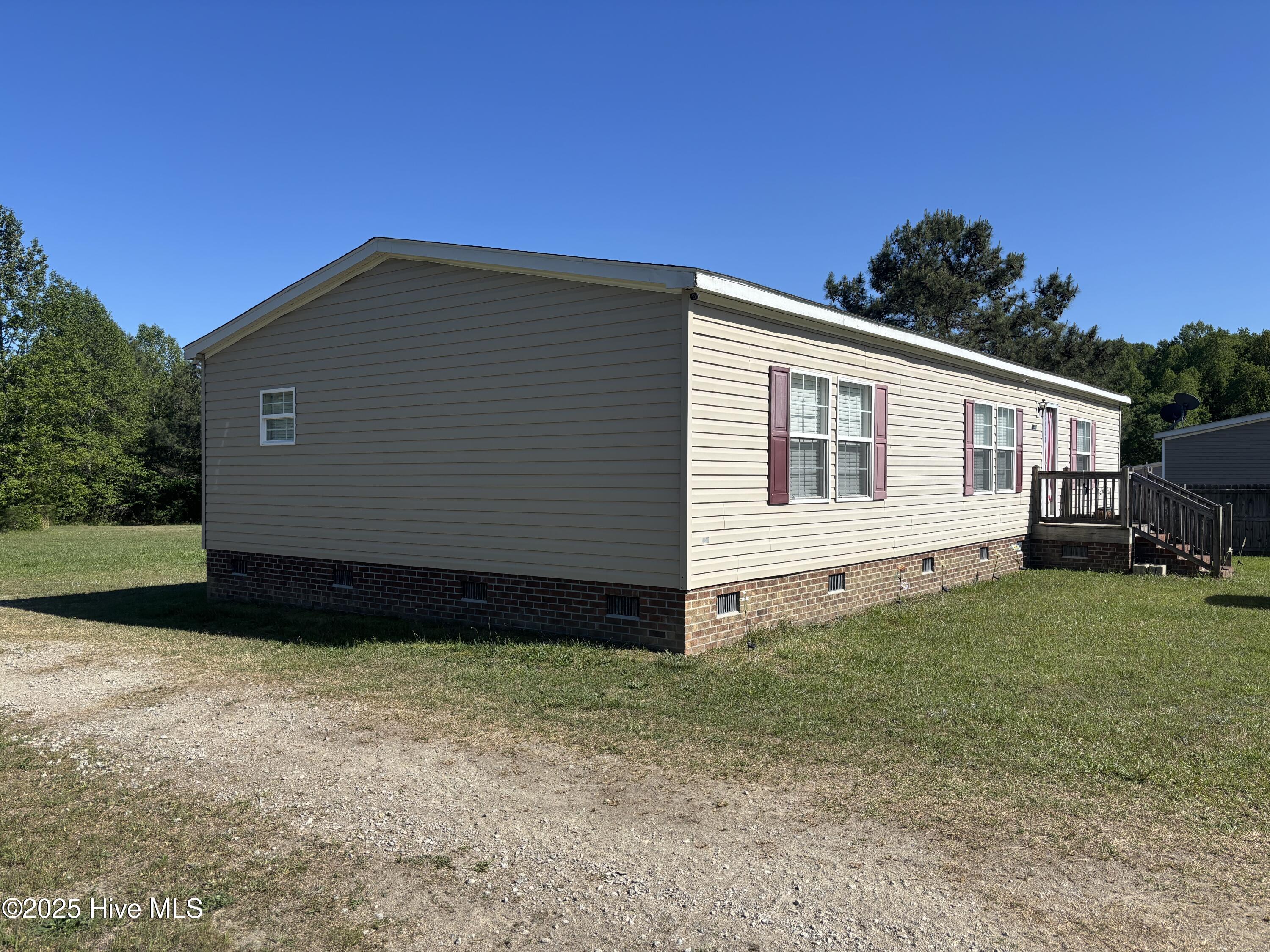 4855 Mike Lane Property Photo