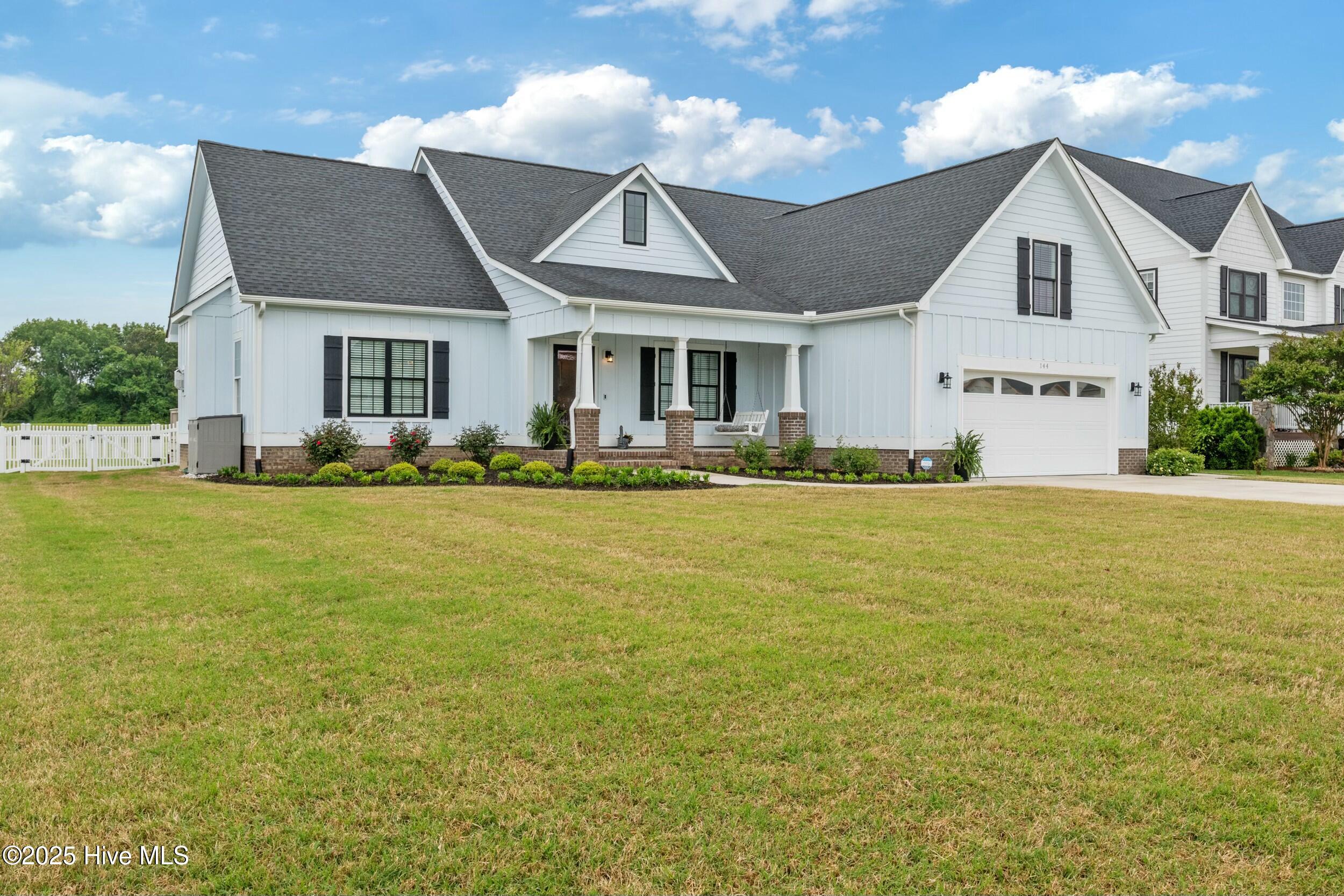 River Road Middle School Real Estate Listings Main Image
