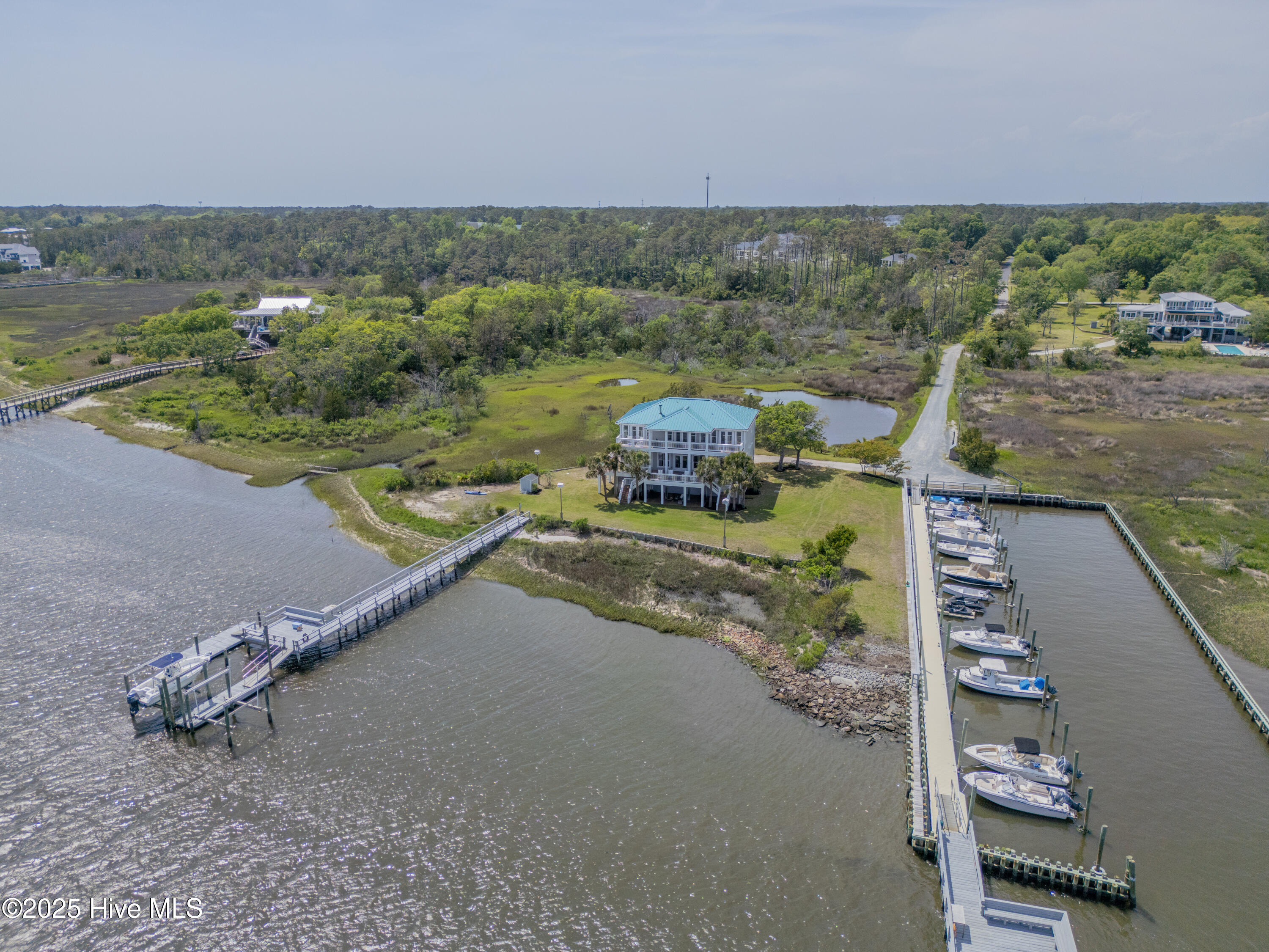 5624 Captains Lane Property Photo 7