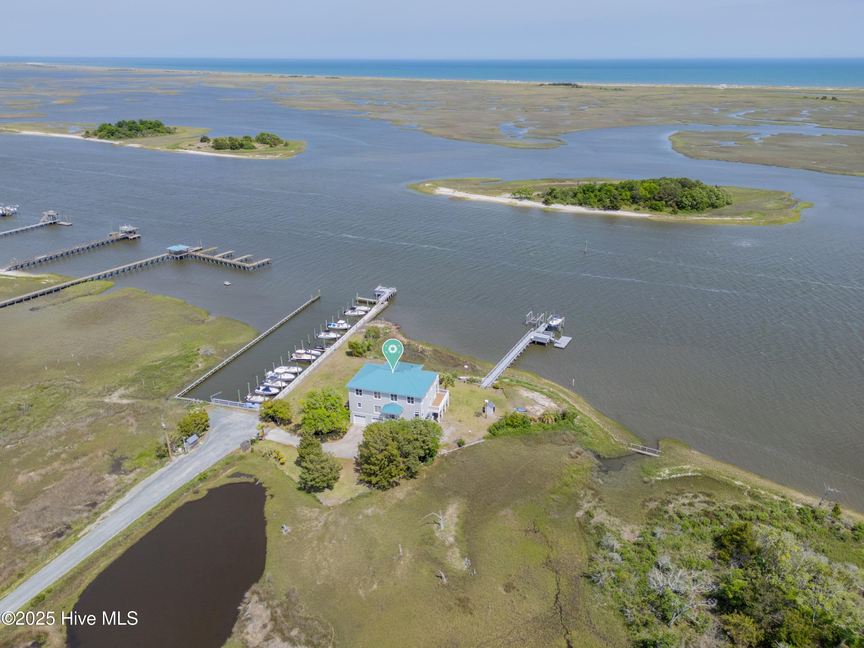 5624 Captains Lane Property Photo 9