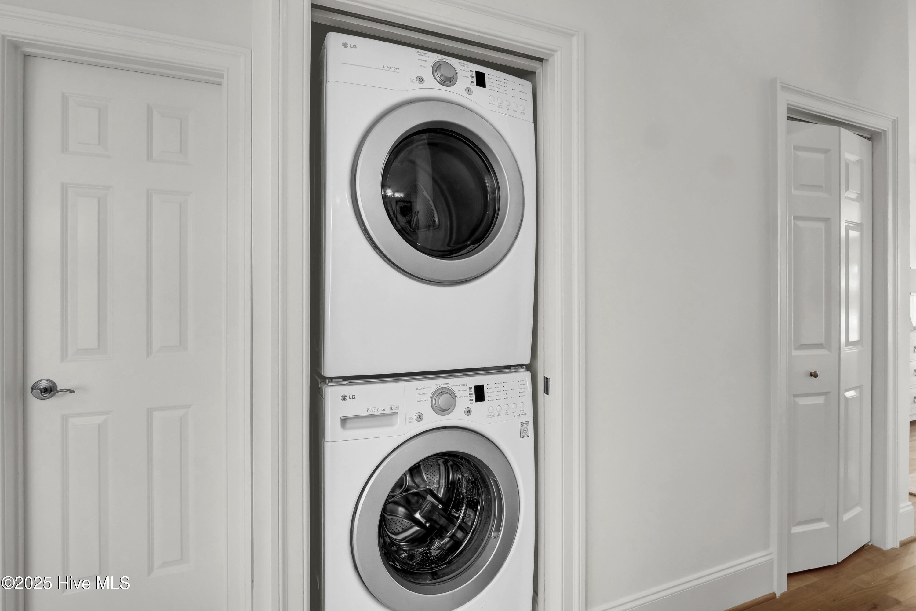 5624 Captains Lane Property Photo 43