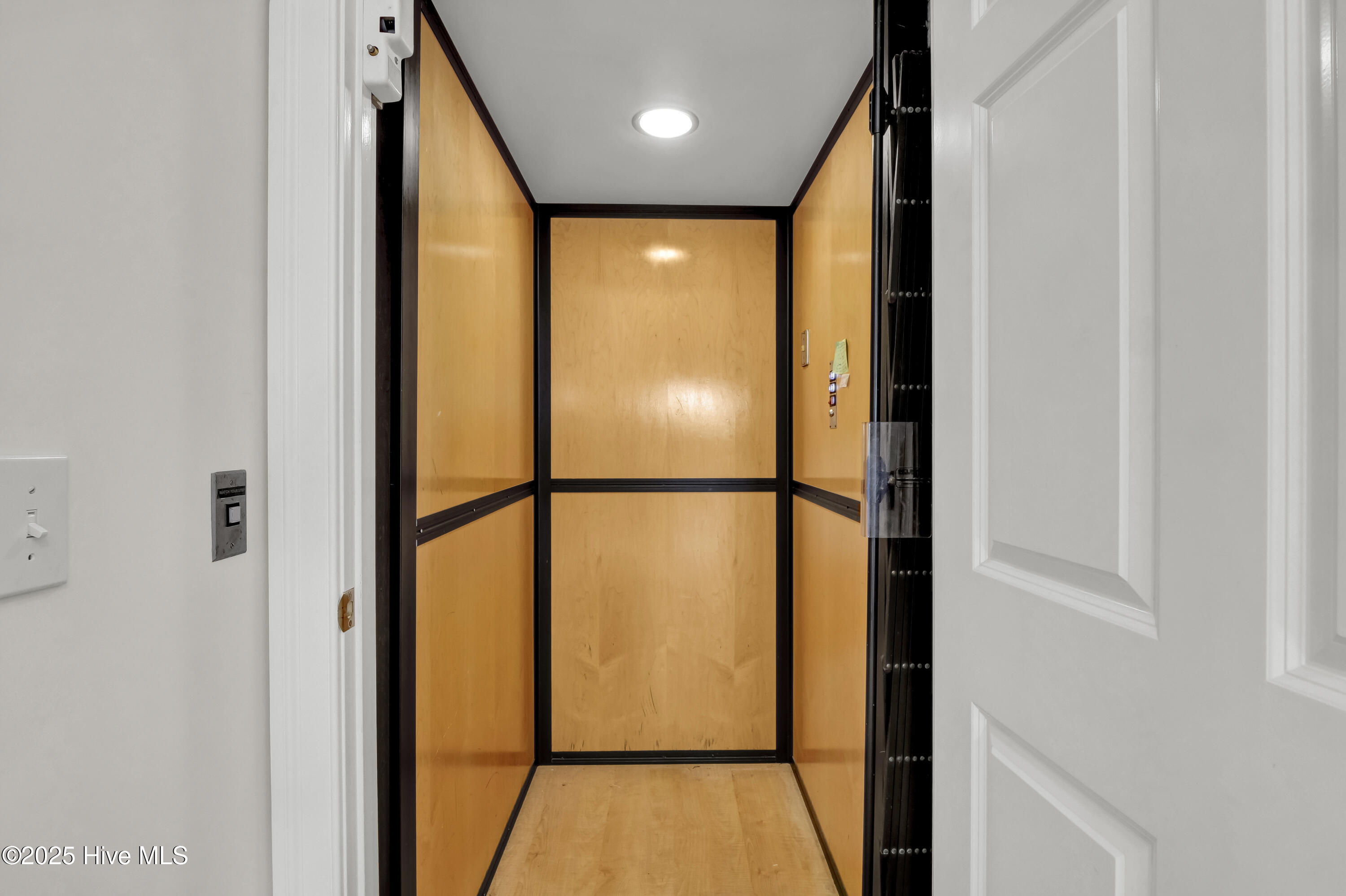 5624 Captains Lane Property Photo 44