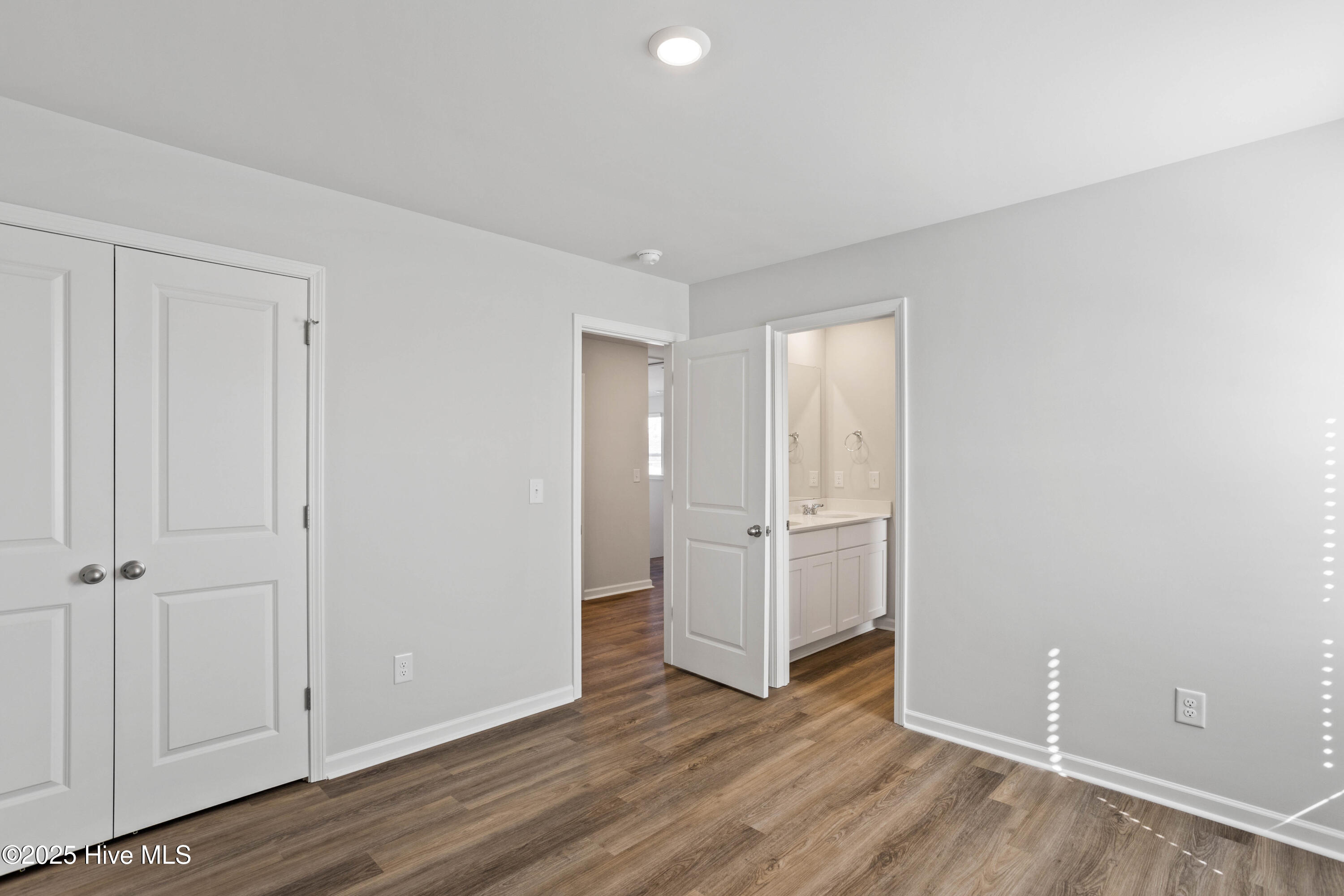 518 Sandy Hollow Drive 48 Property Photo 18