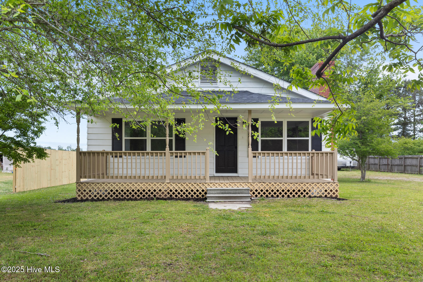 Jones Middle Real Estate Listings Main Image