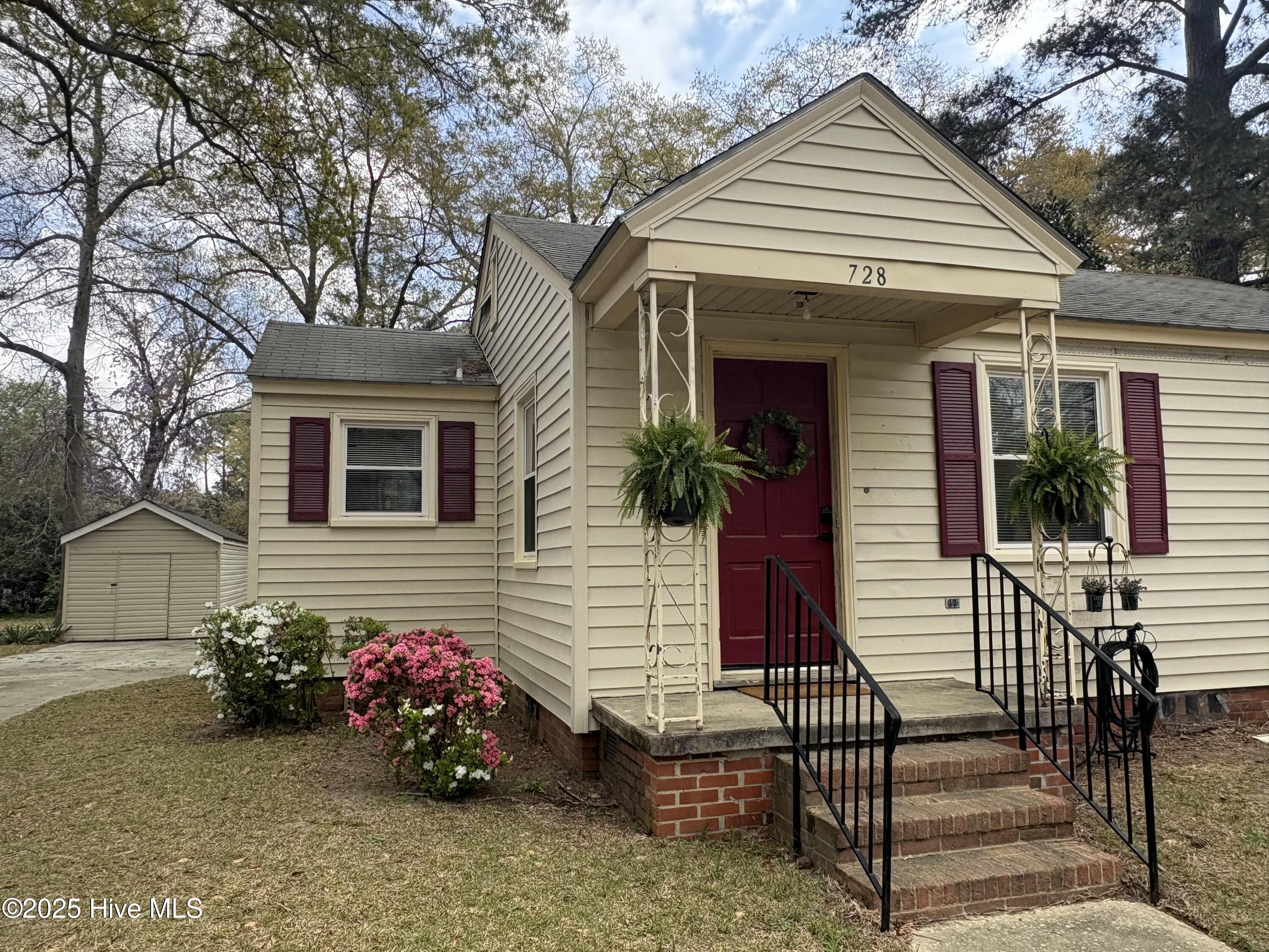 728 Anson Avenue Property Photo