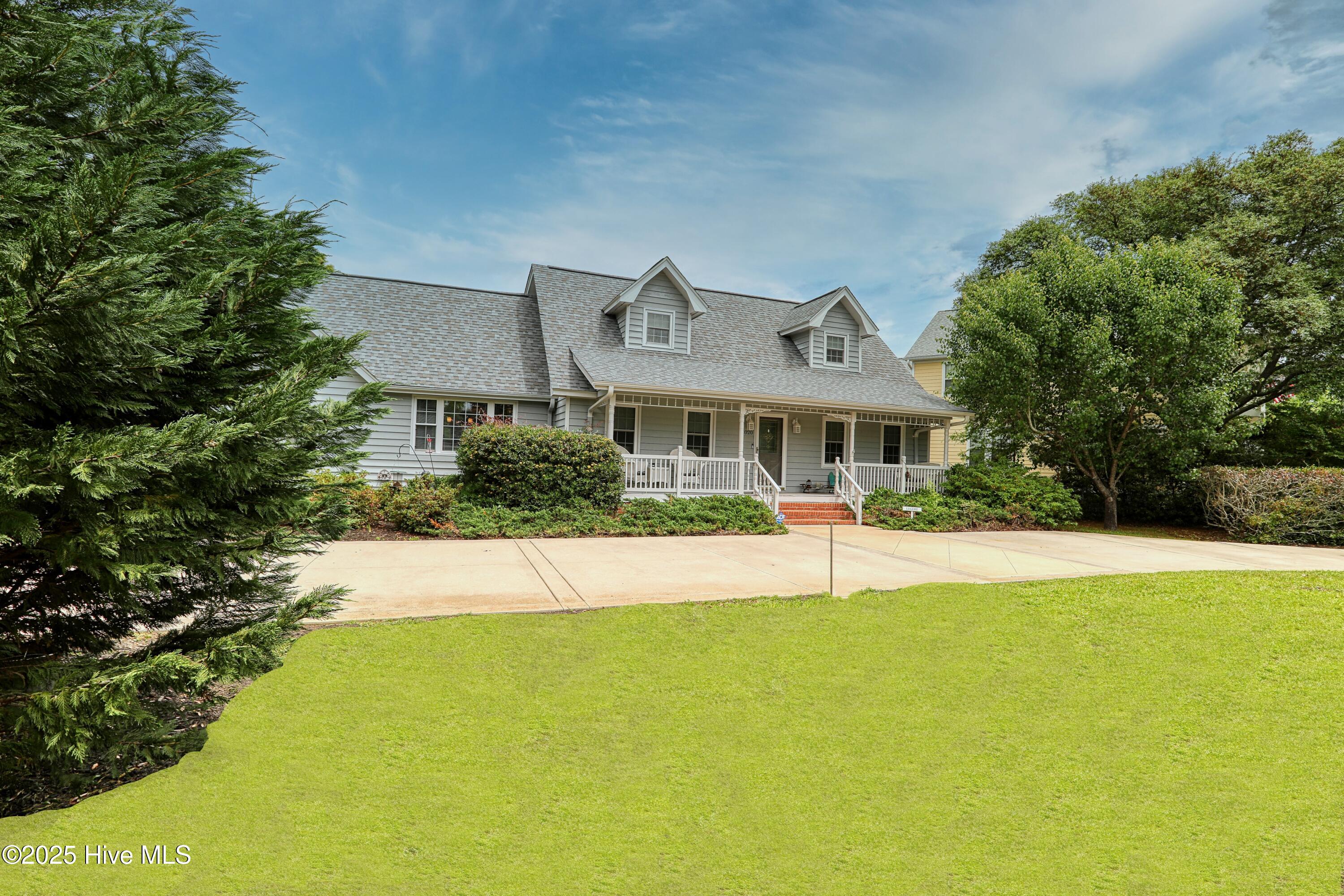 2020 Robert Ruark Drive Property Photo 2