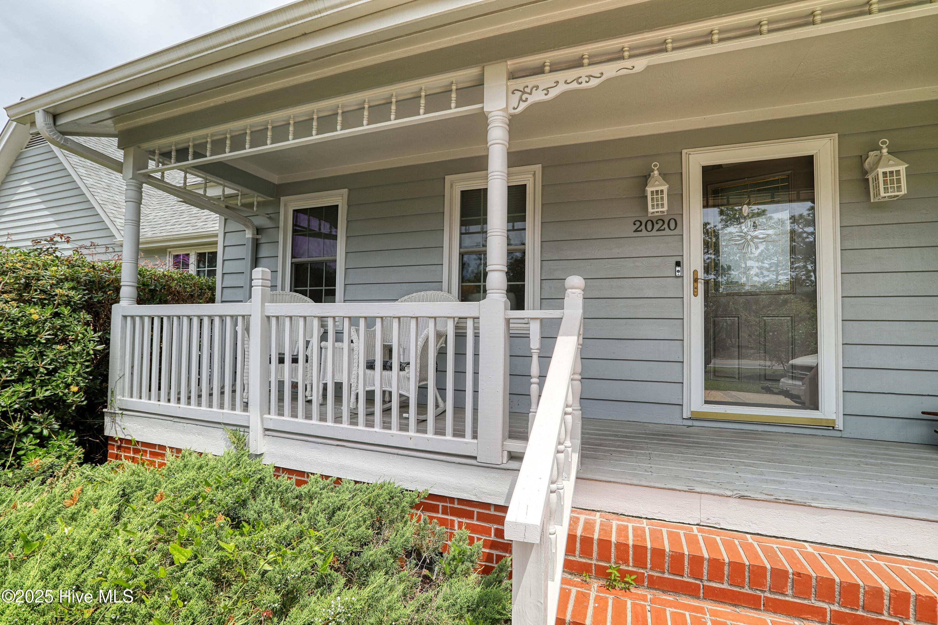 2020 Robert Ruark Drive Property Photo 5