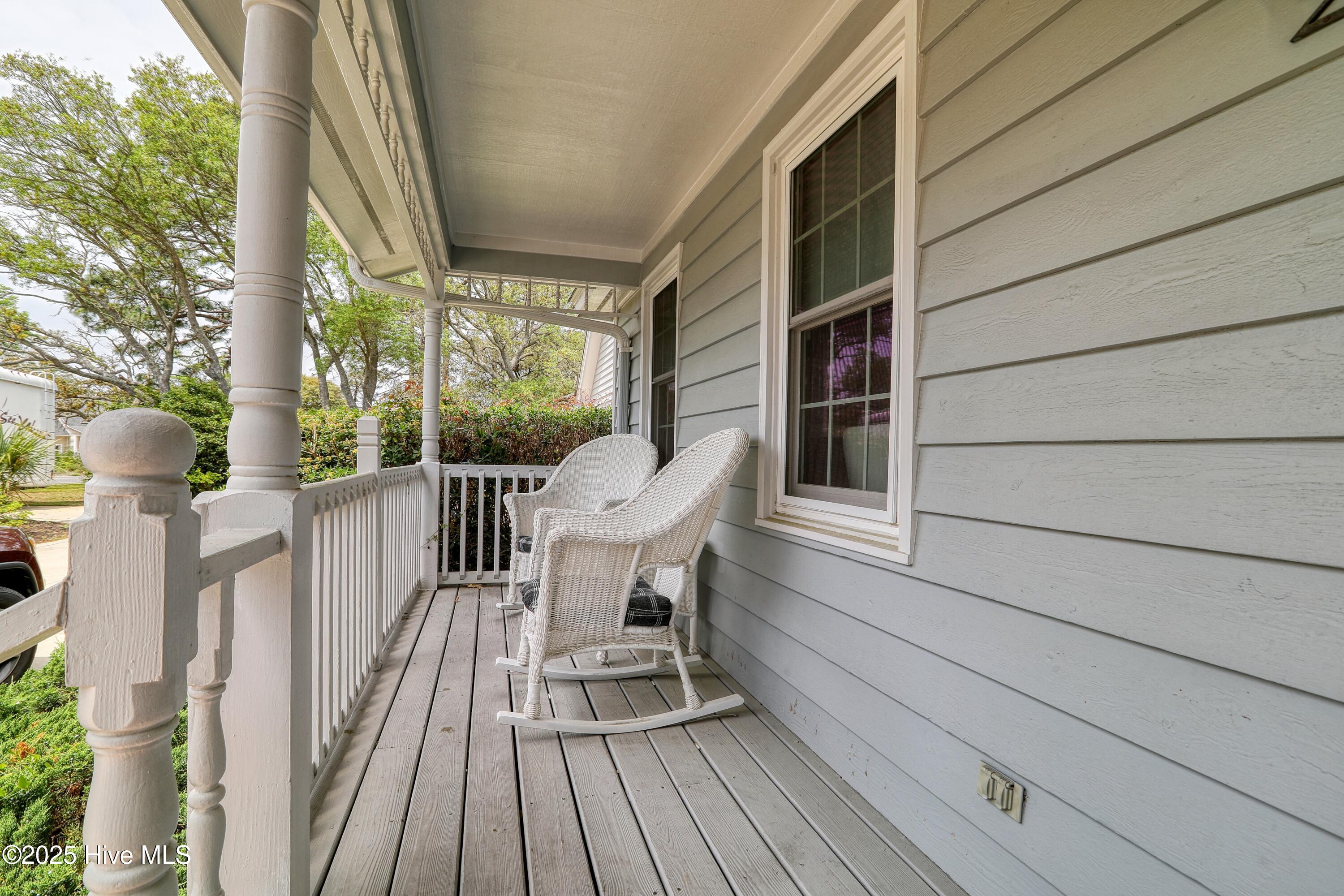 2020 Robert Ruark Drive Property Photo 6