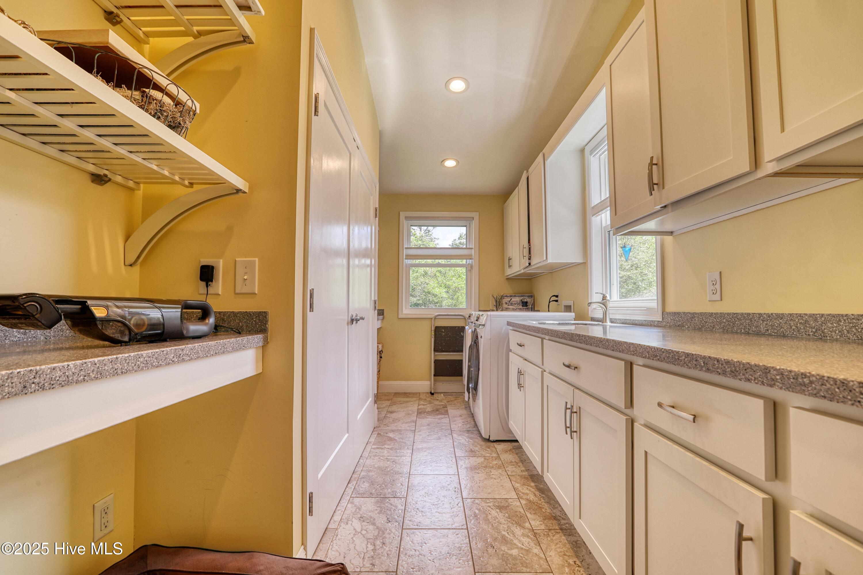 2020 Robert Ruark Drive Property Photo 23