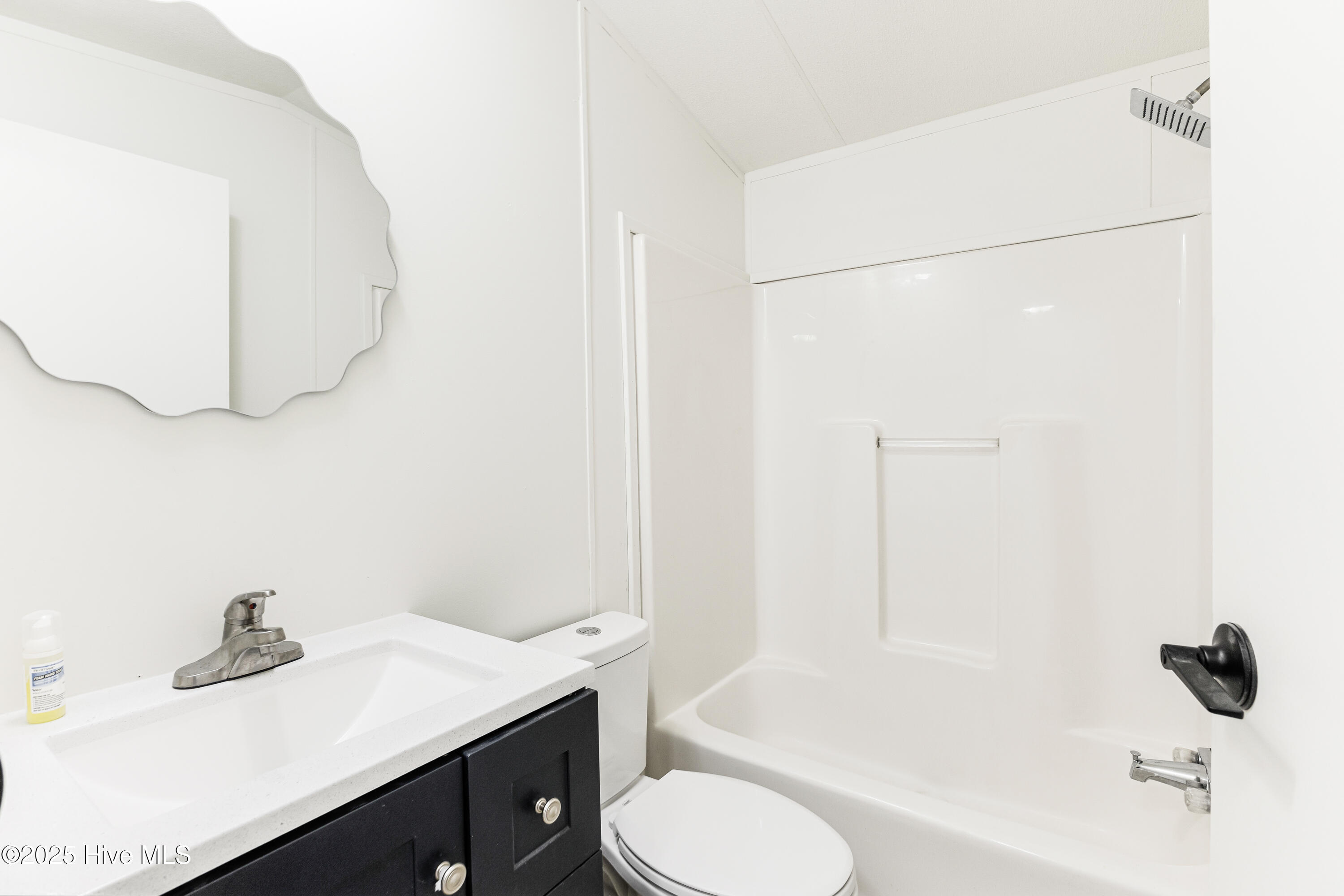 2425 Oakland Street Property Photo 22