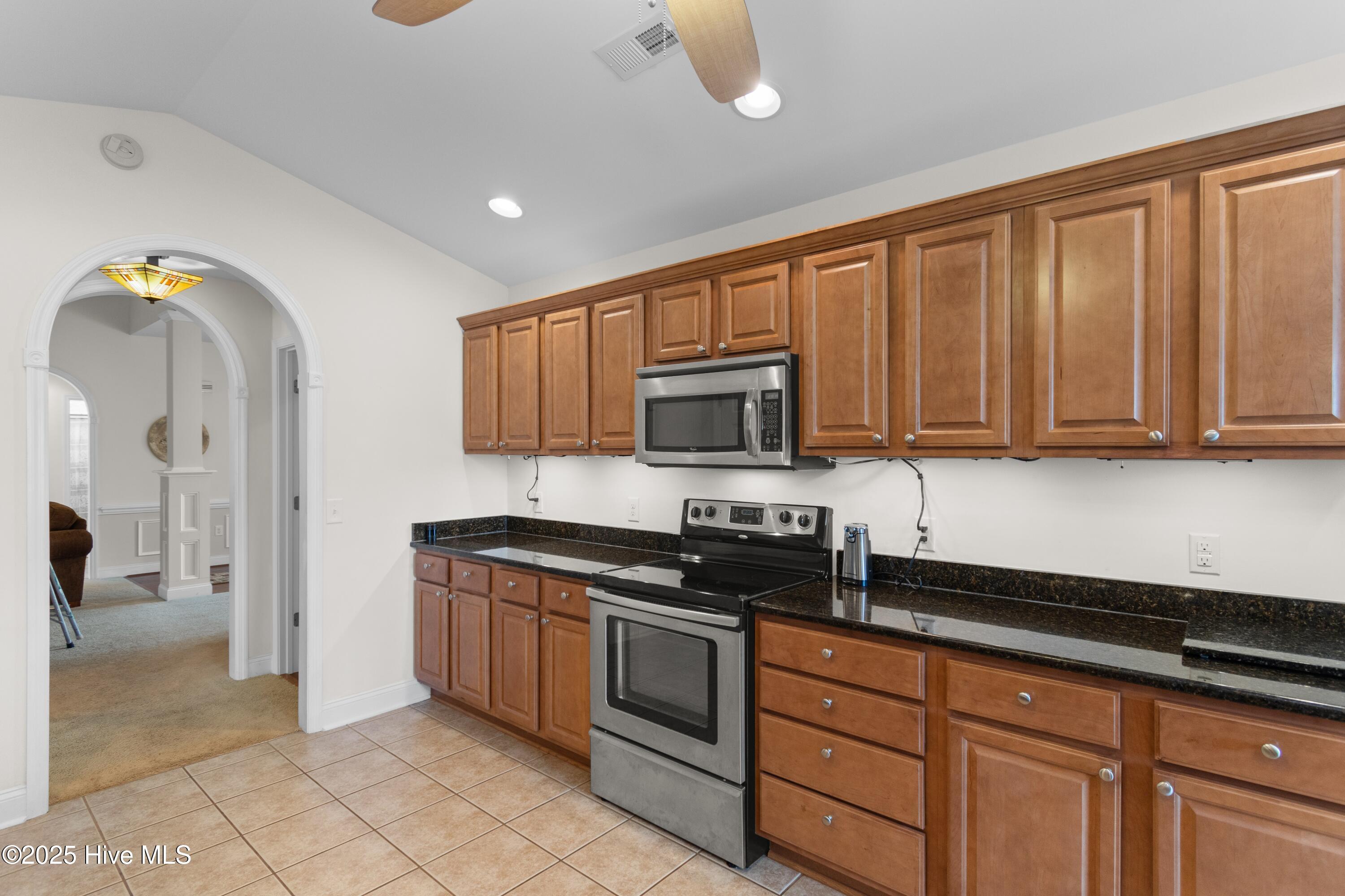 1674 Beach Drive Property Photo 12