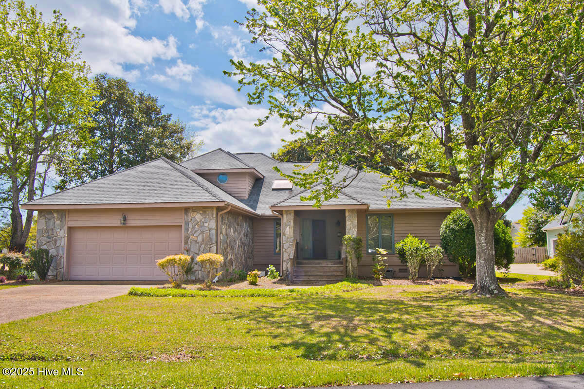 Morehead City Real Estate Listings Main Image