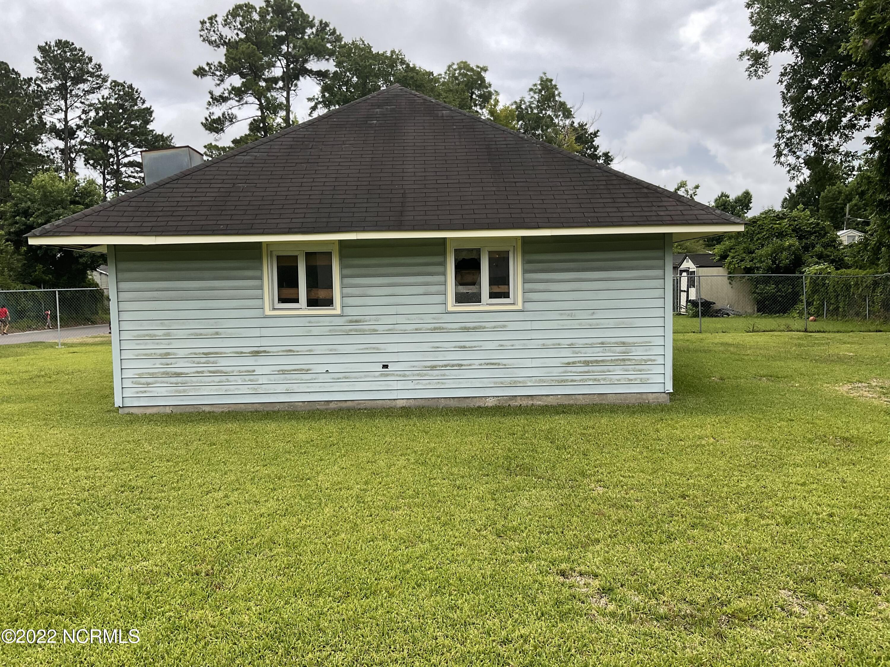 3110 Princess Pl Drive Property Photo 3