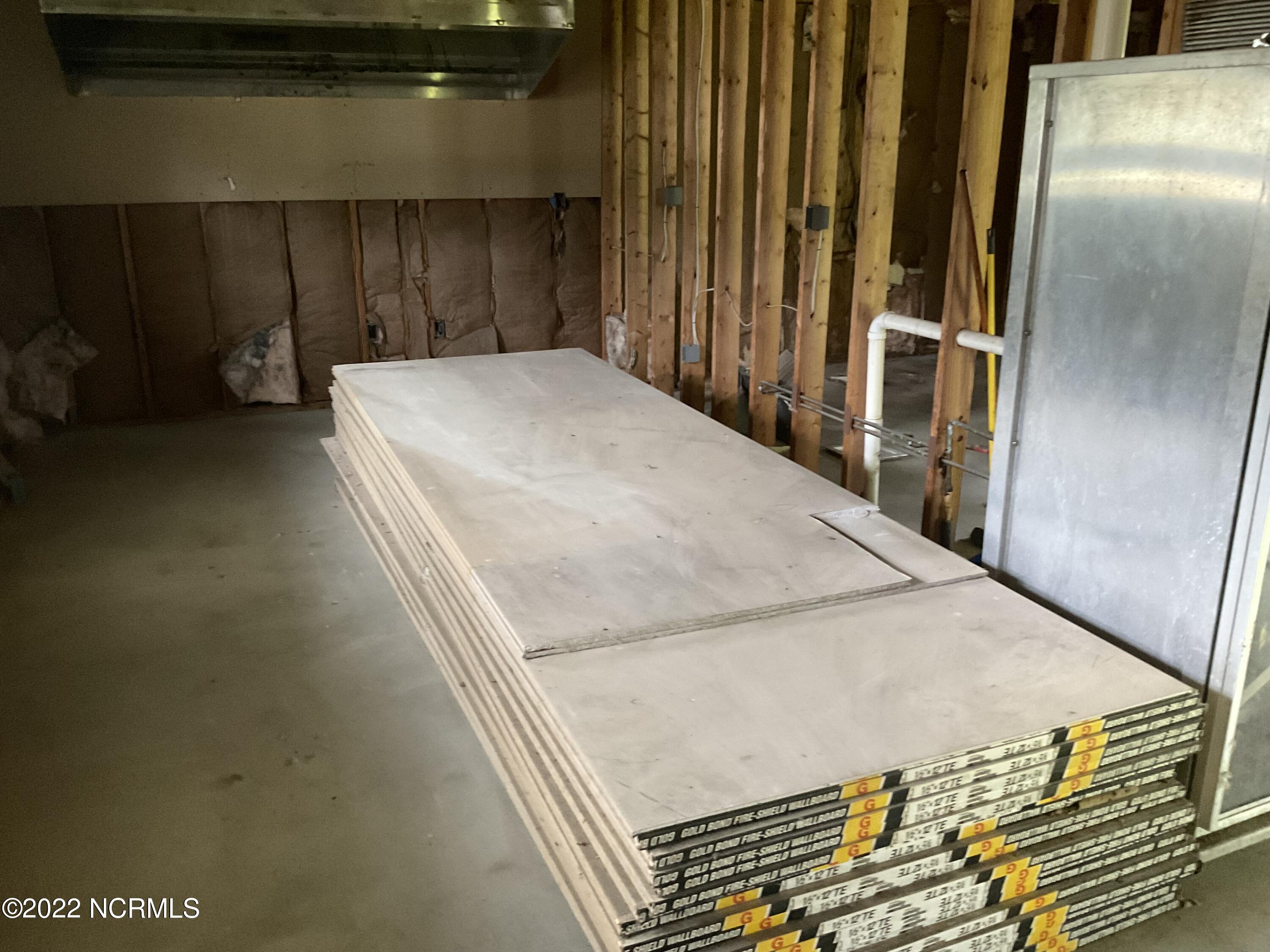 3110 Princess Pl Drive Property Photo 6