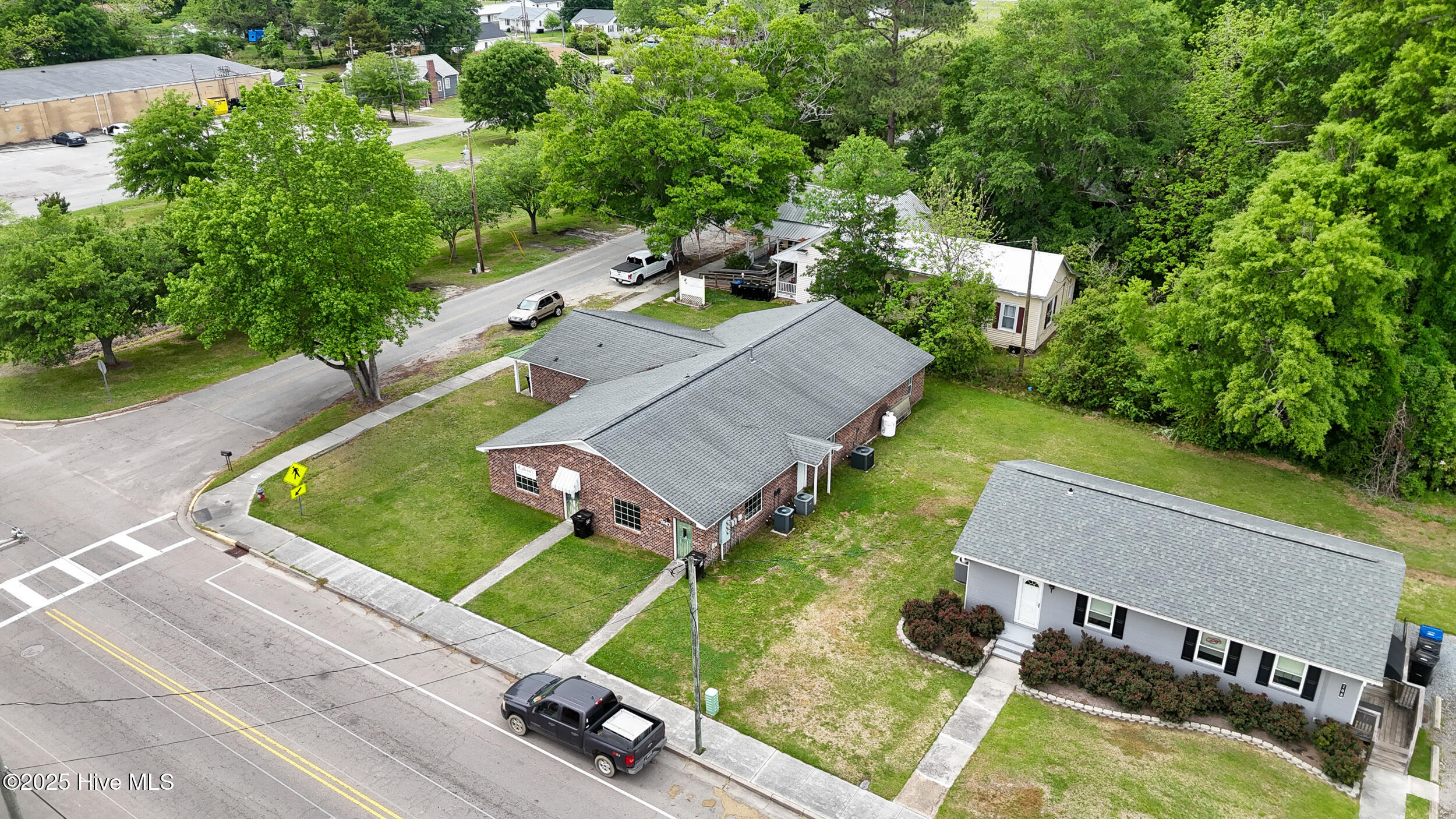 100 N Dickerson Street Property Photo 6