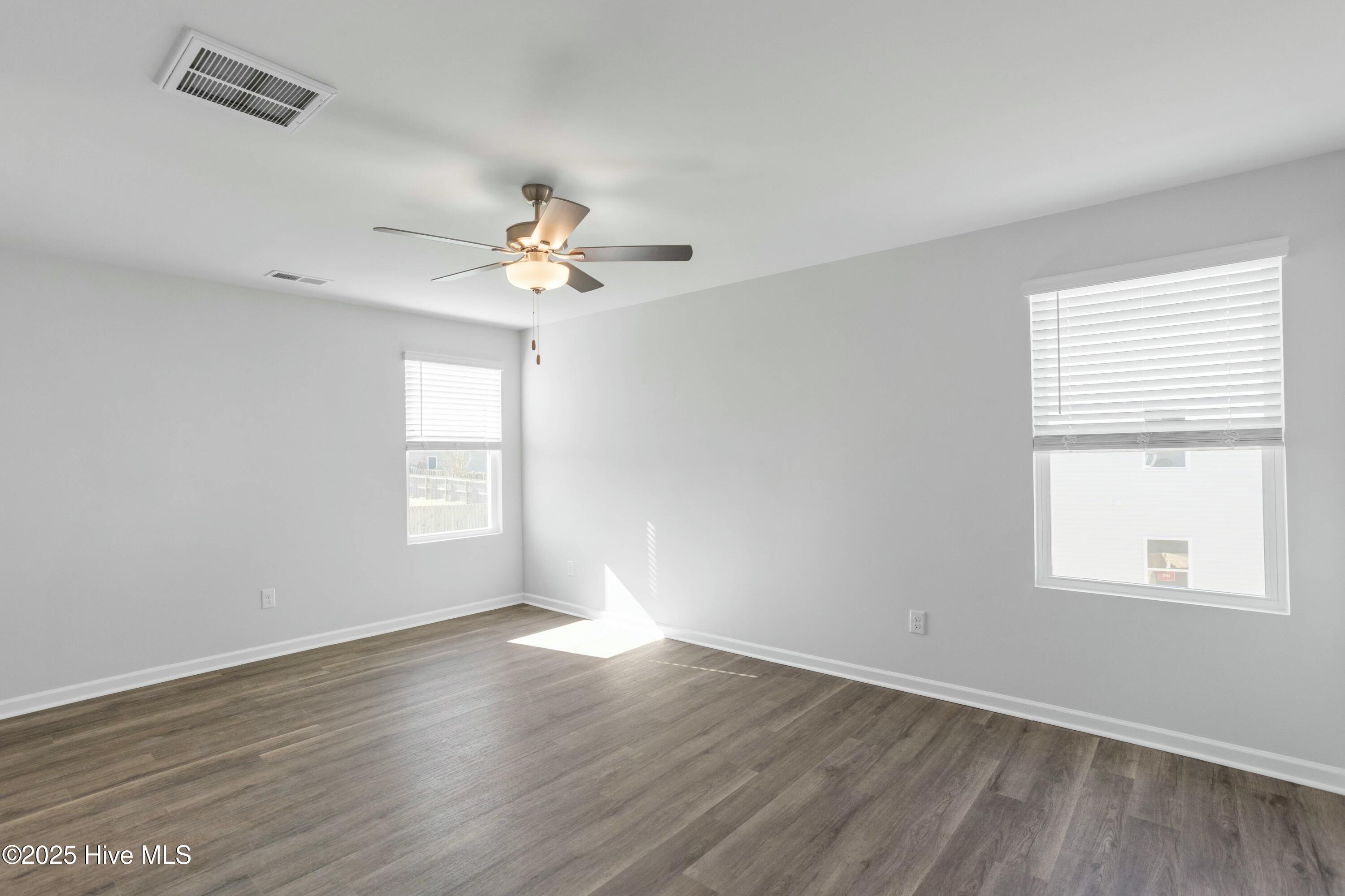 515 Sandy Hollow Drive Property Photo 11