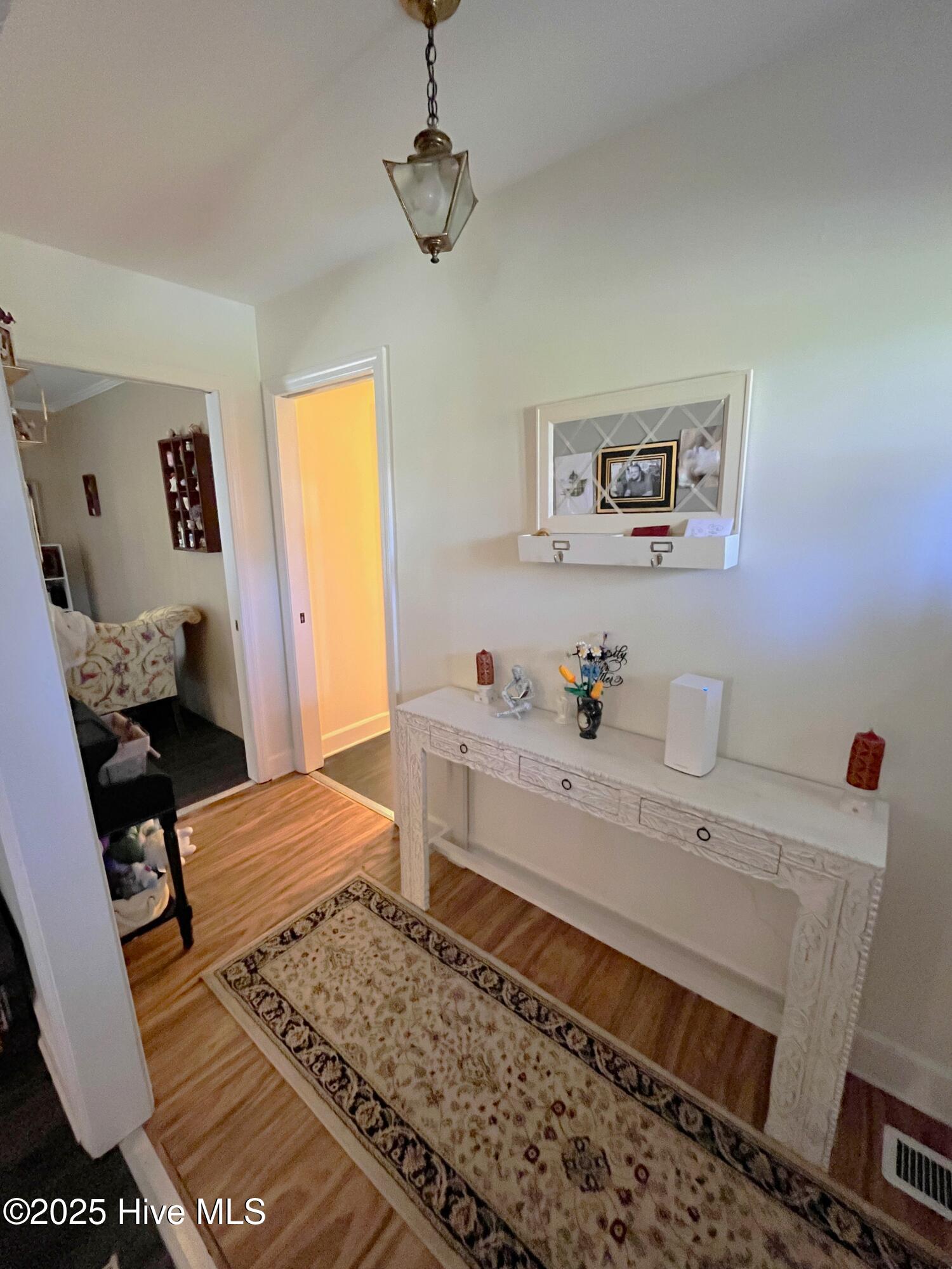 109 Edgewood Drive Property Photo 13