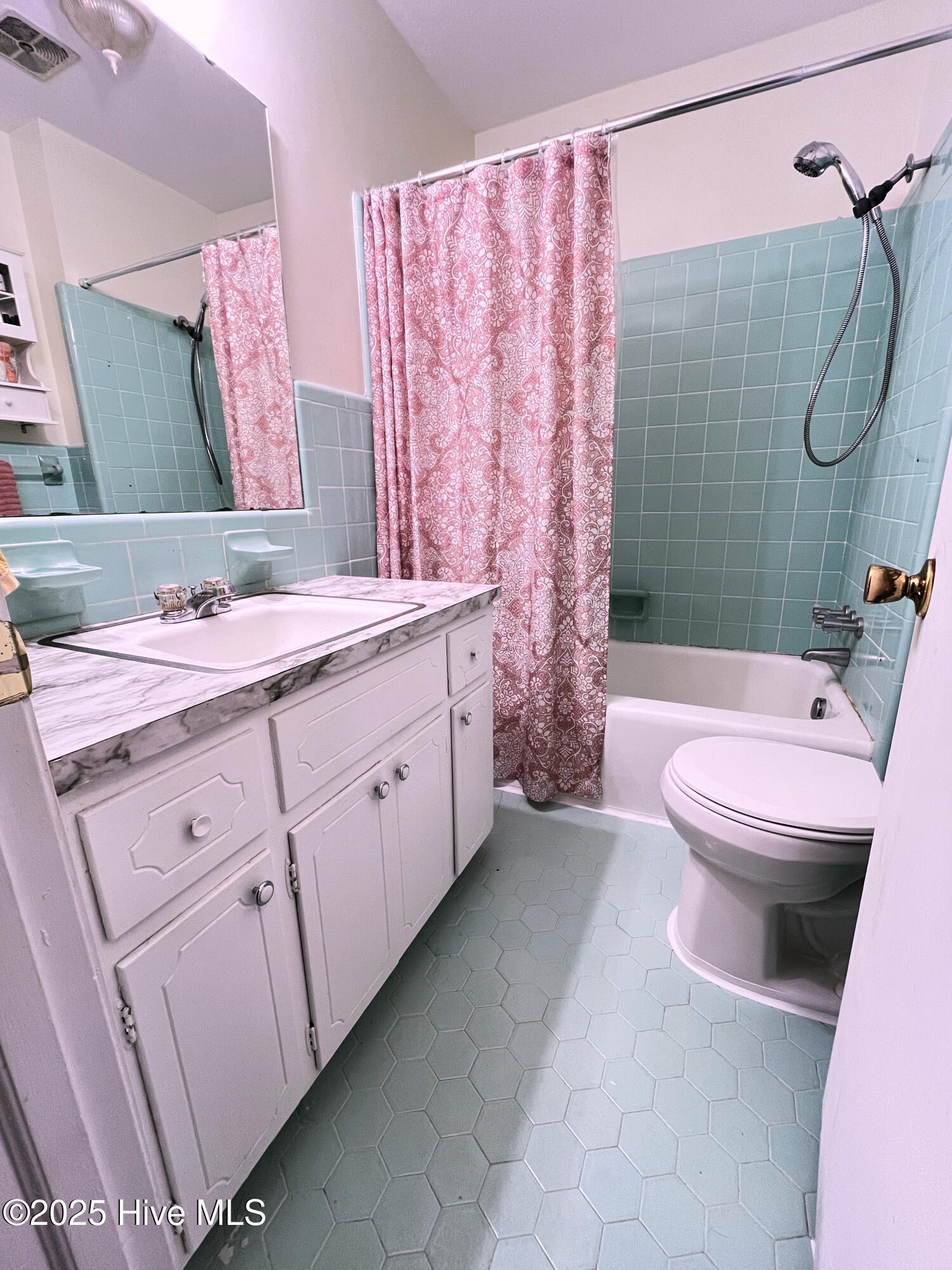 109 Edgewood Drive Property Photo 25