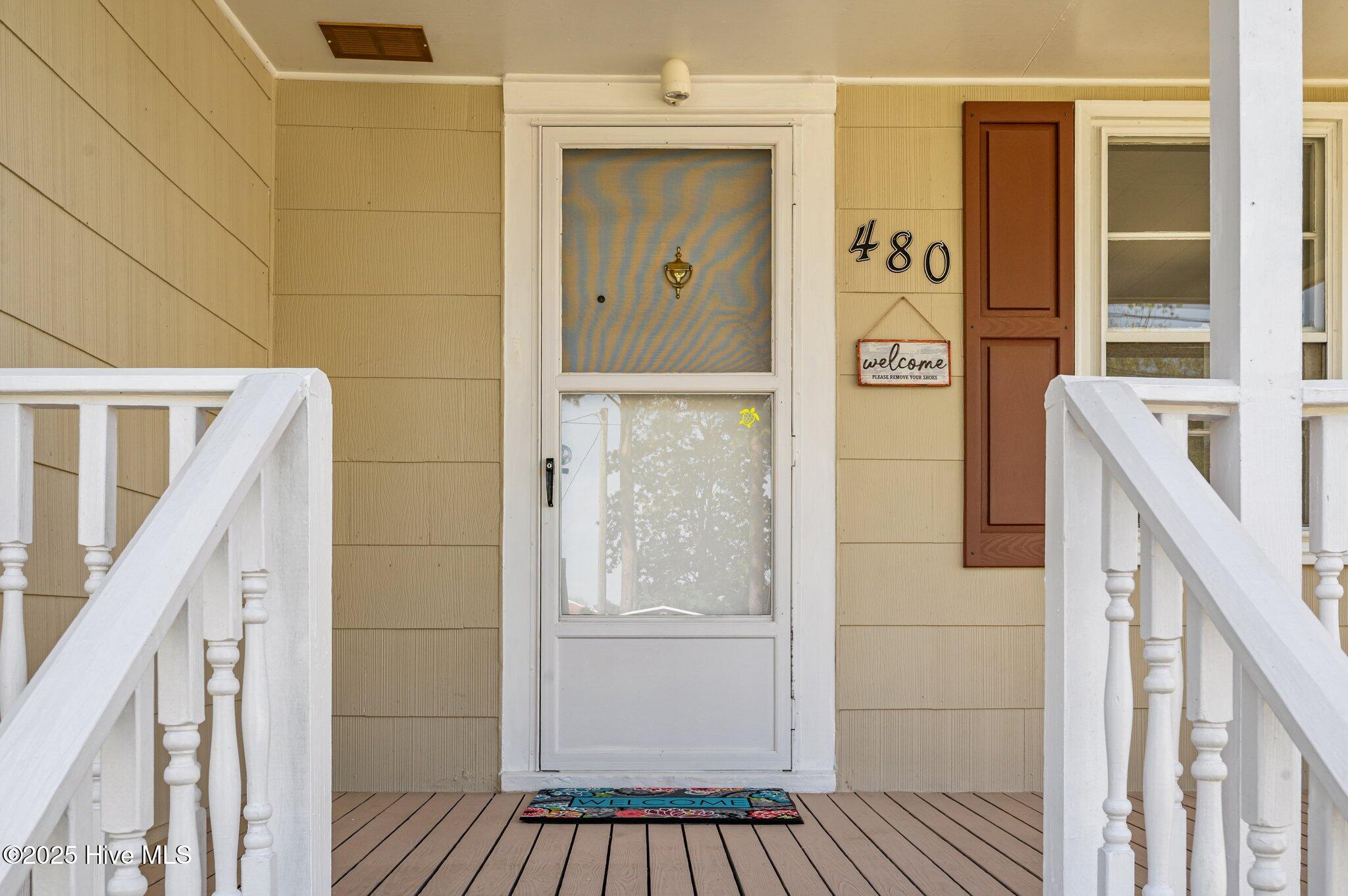 480 Croatan Street Property Photo 2