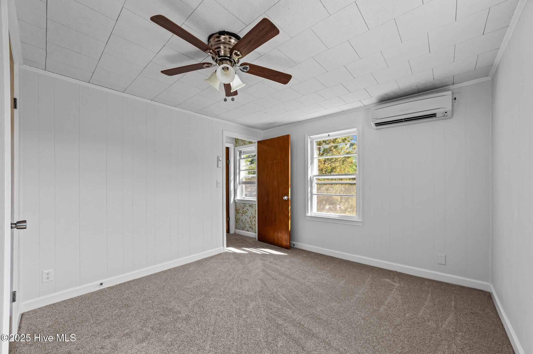 480 Croatan Street Property Photo 17
