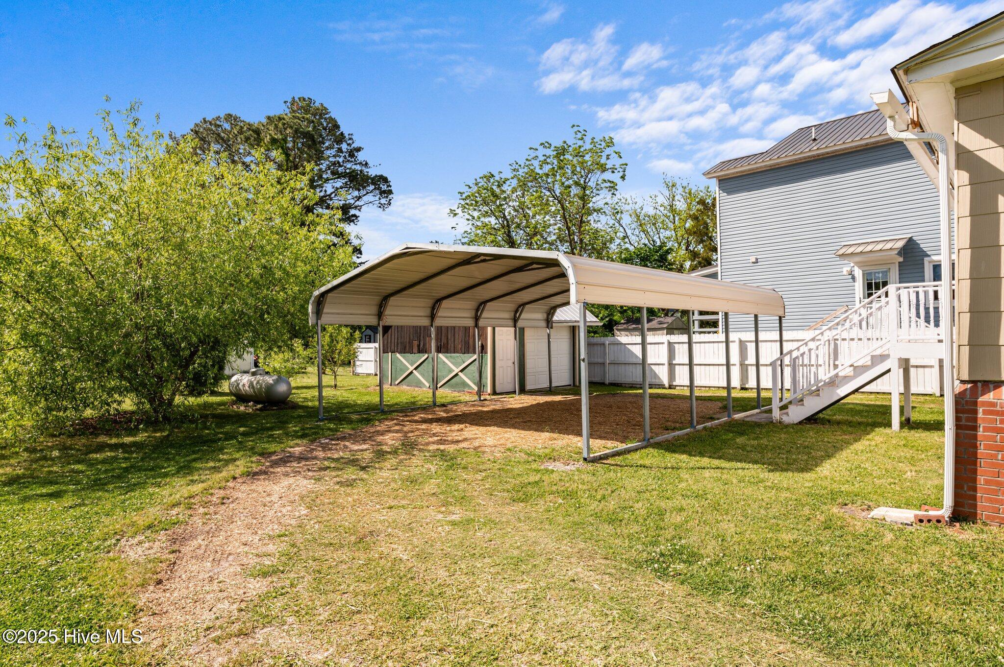 480 Croatan Street Property Photo 18